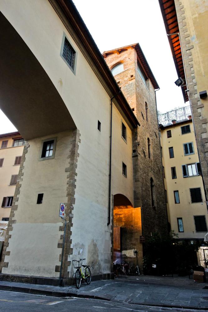 Ponte Vecchio Tower