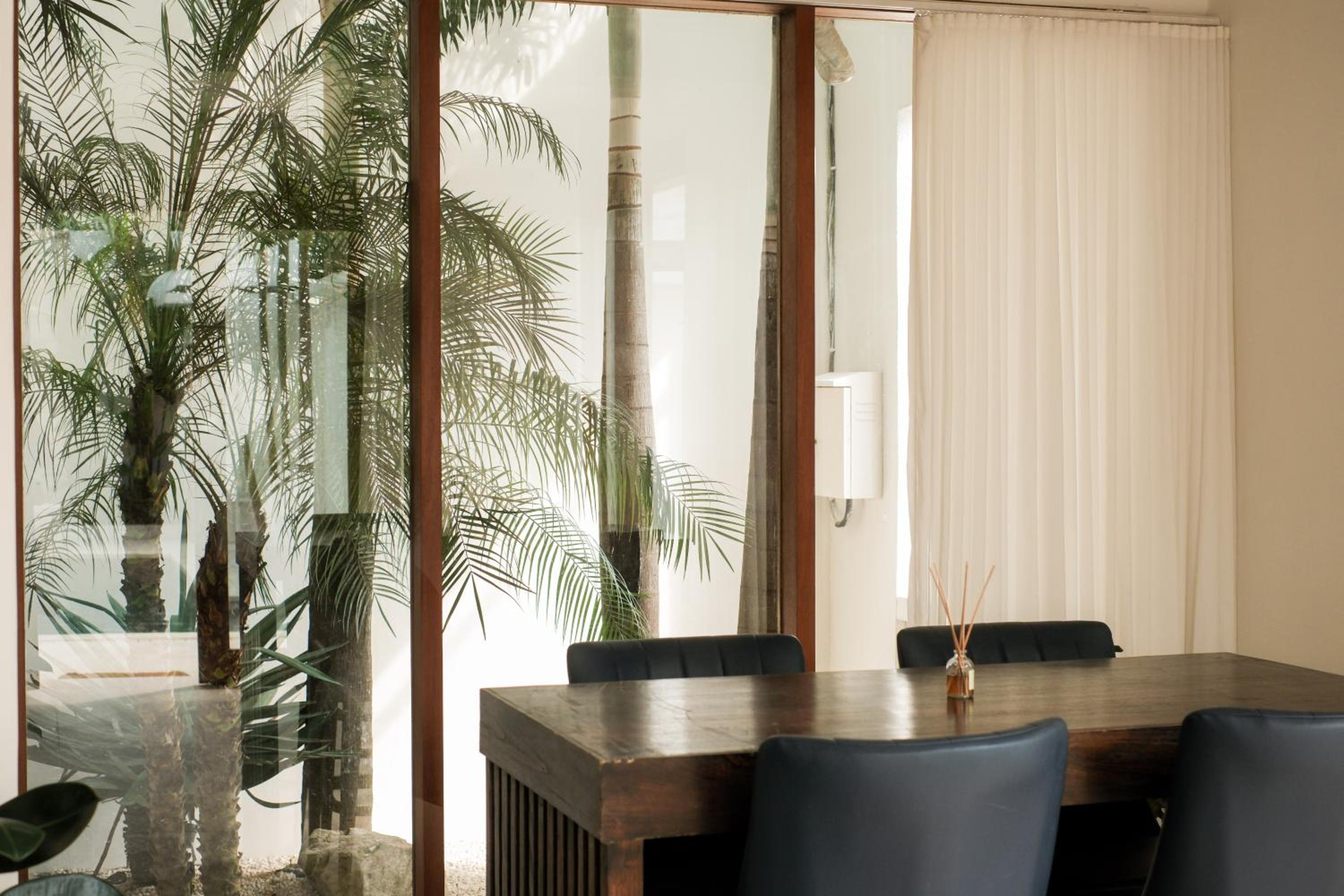 Luxury 3BR Villa with Sauna, Ice Bath & Rooftop Sunset Lounge in Uluwatu