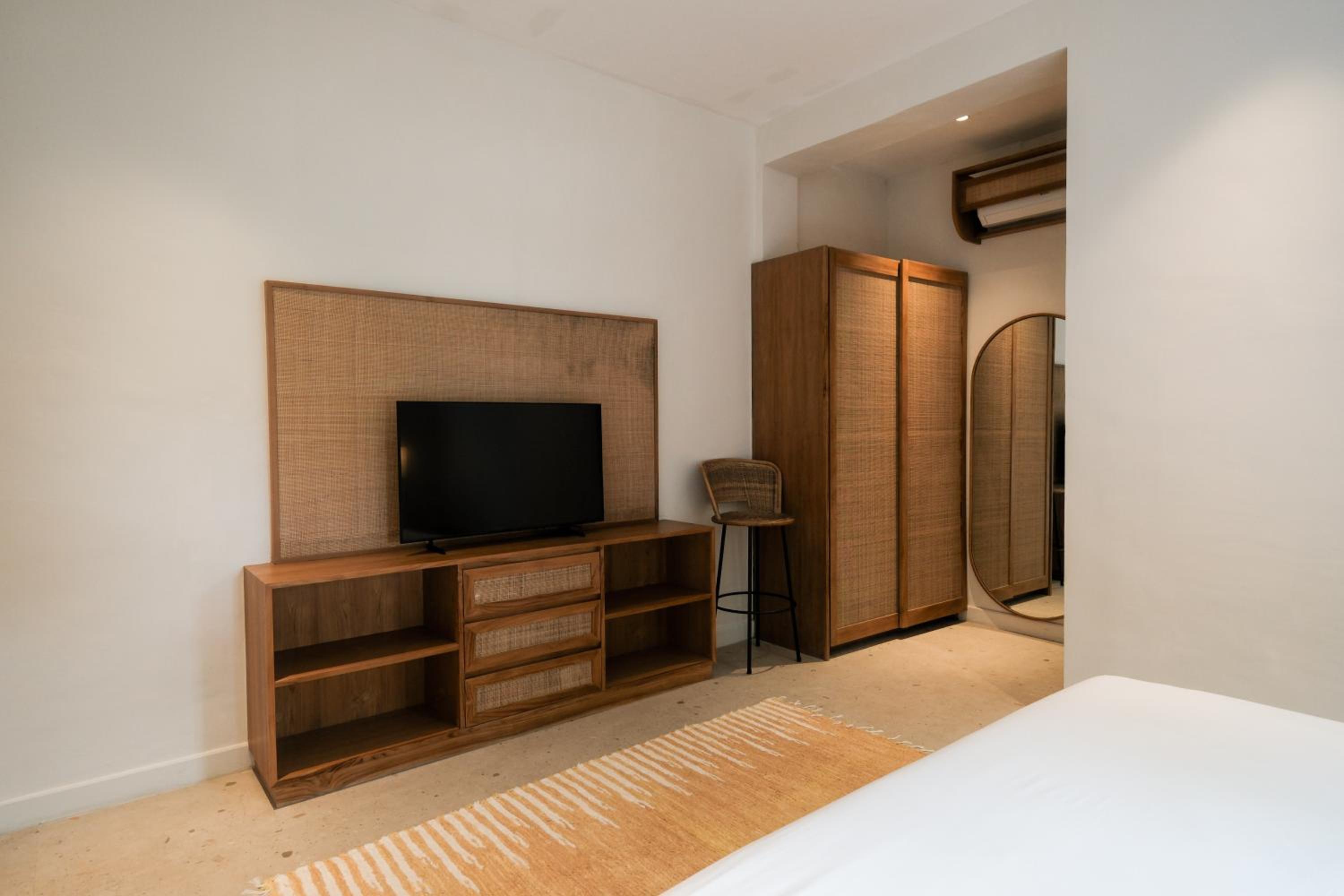 Luxury 3BR Villa with Sauna, Ice Bath & Rooftop Sunset Lounge in Uluwatu