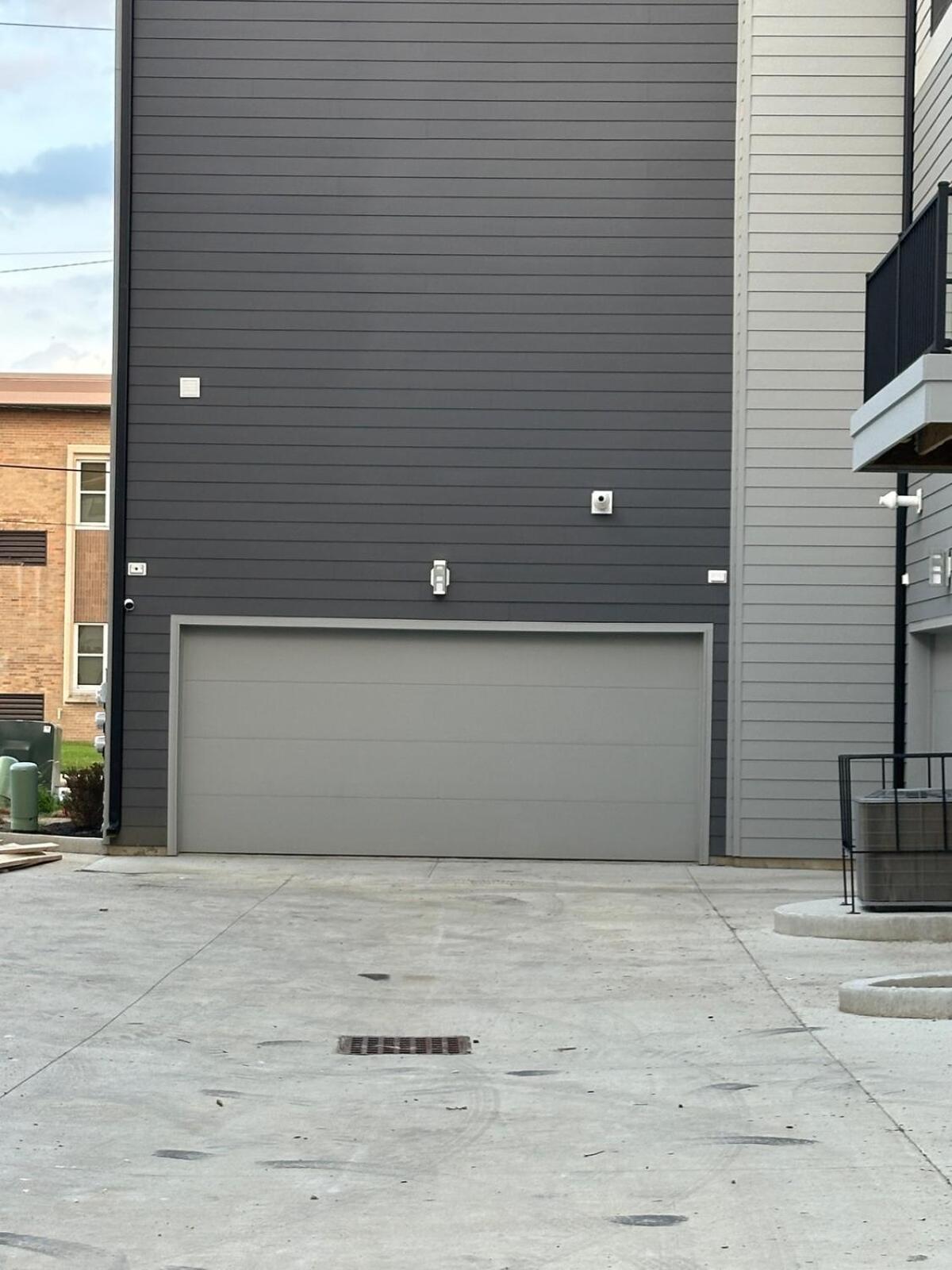 Downtown 1 mi Sleeps 6 wRooftop 3BR 4BED New built Modern Stylish Luxury
