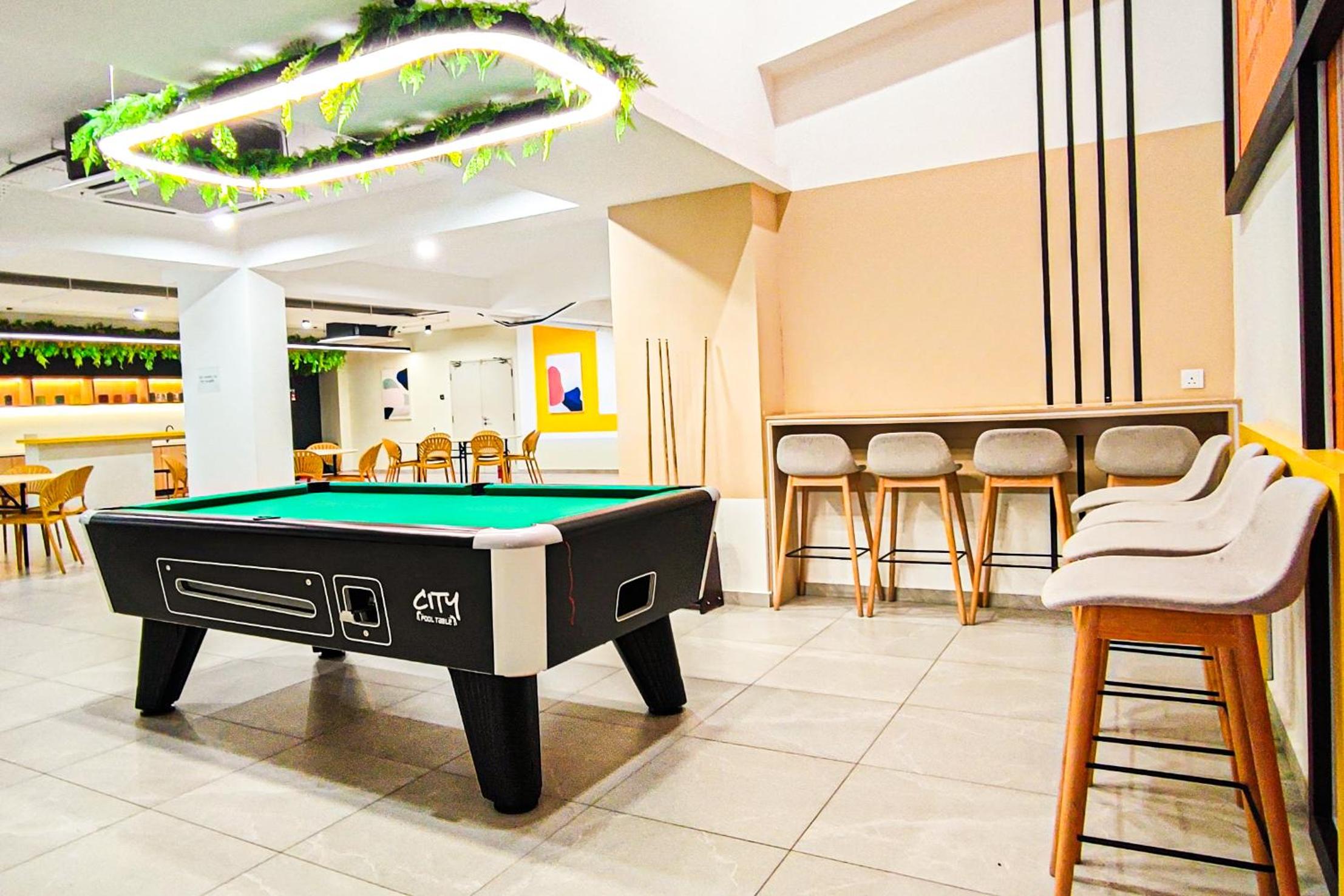 Fluffy Stay at Huni Setia Alam by HCK