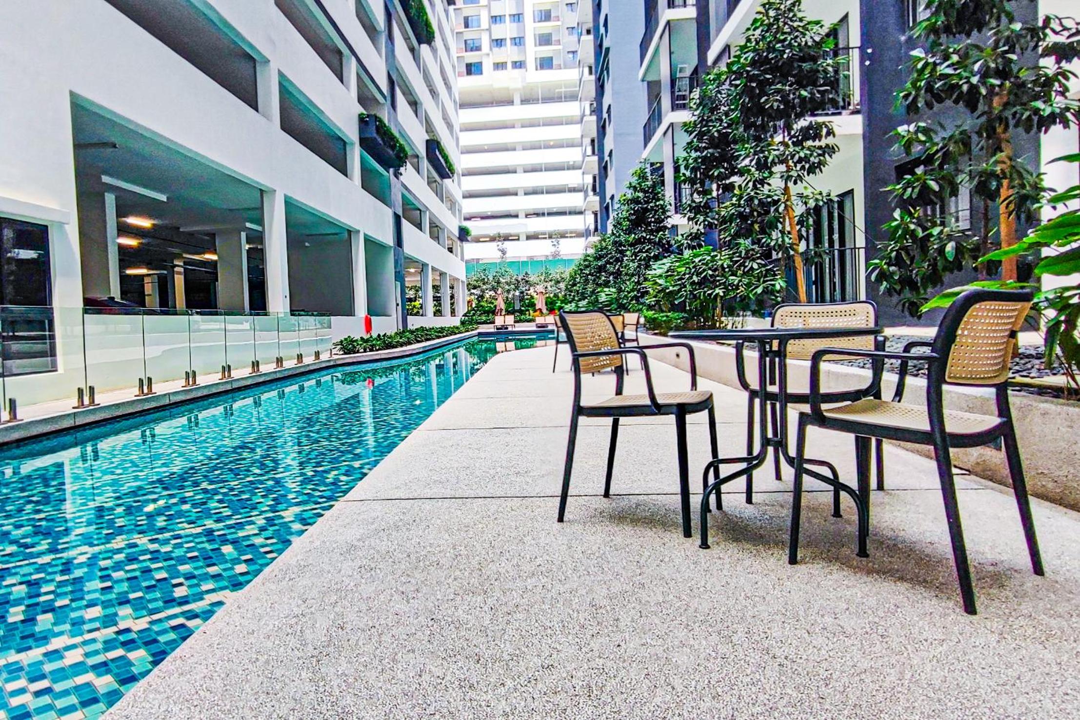 Fluffy Stay at Huni Setia Alam by HCK