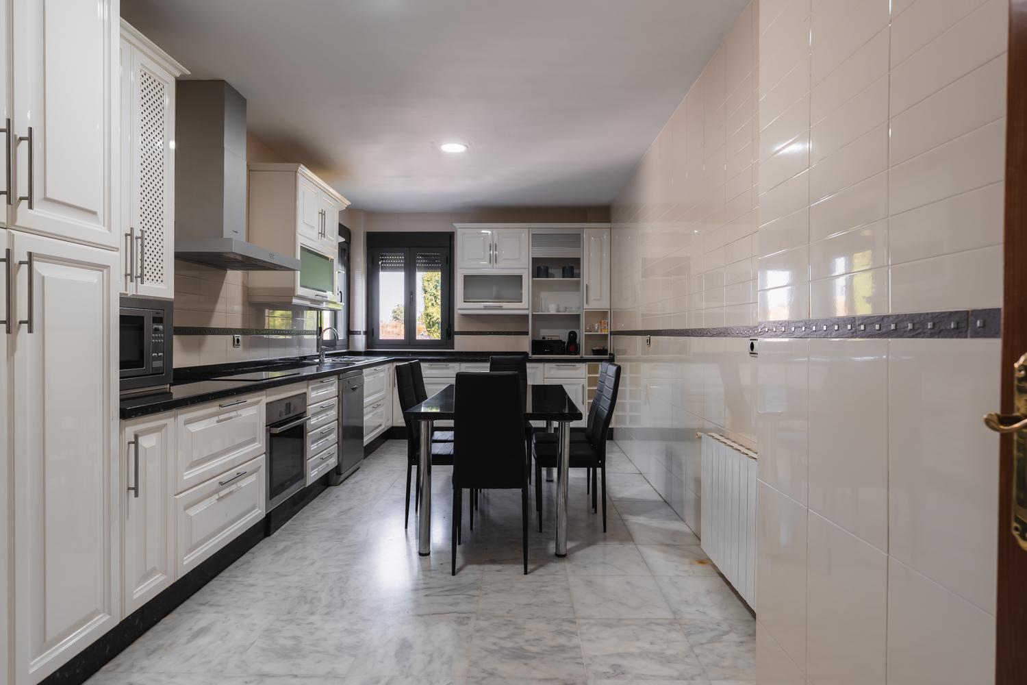 Home4u Granada Marymonte