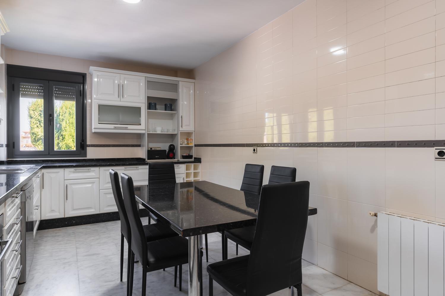 Home4u Granada Marymonte