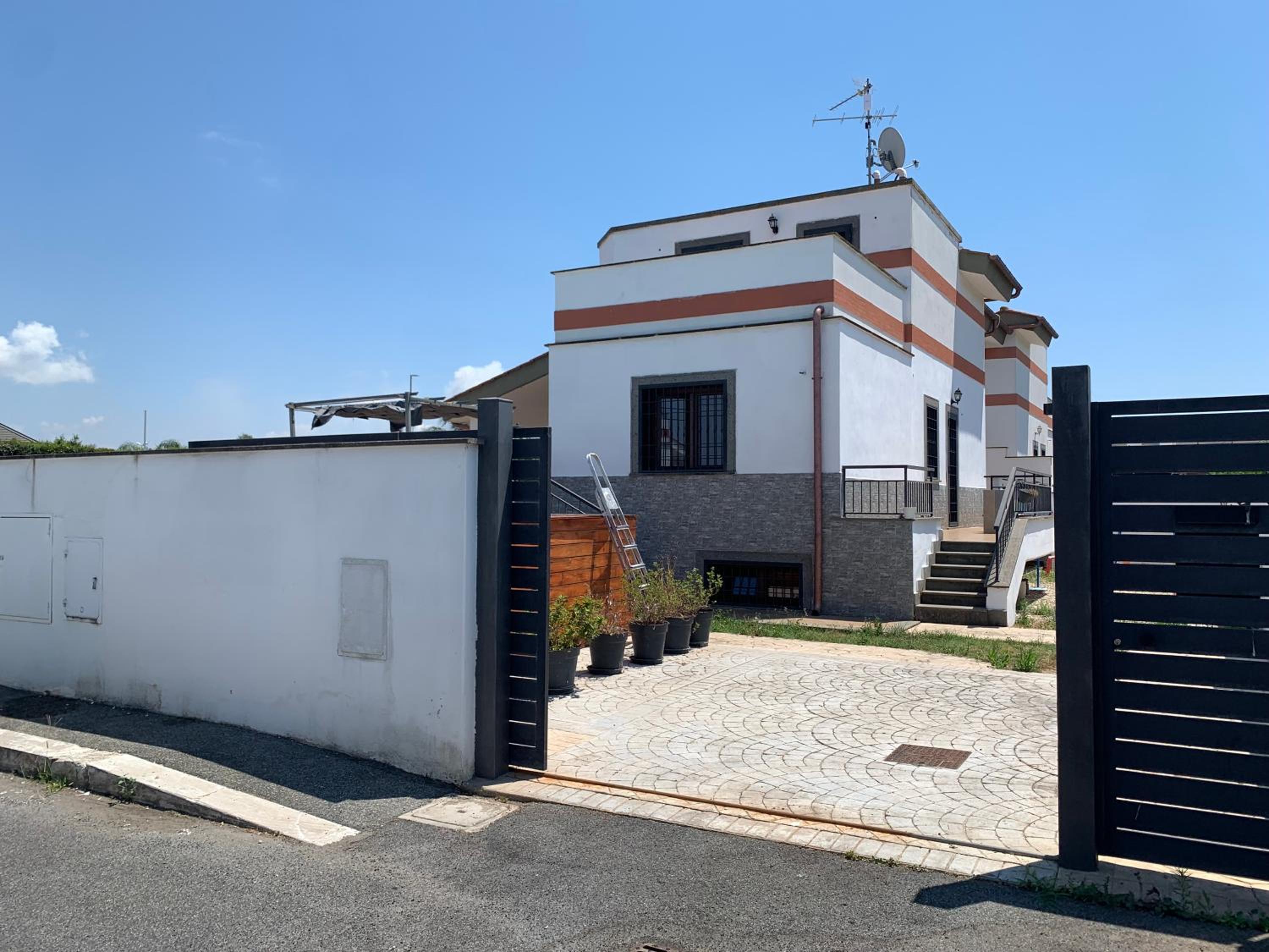 Villa Bob Oasi con piscina - Infernetto, Roma