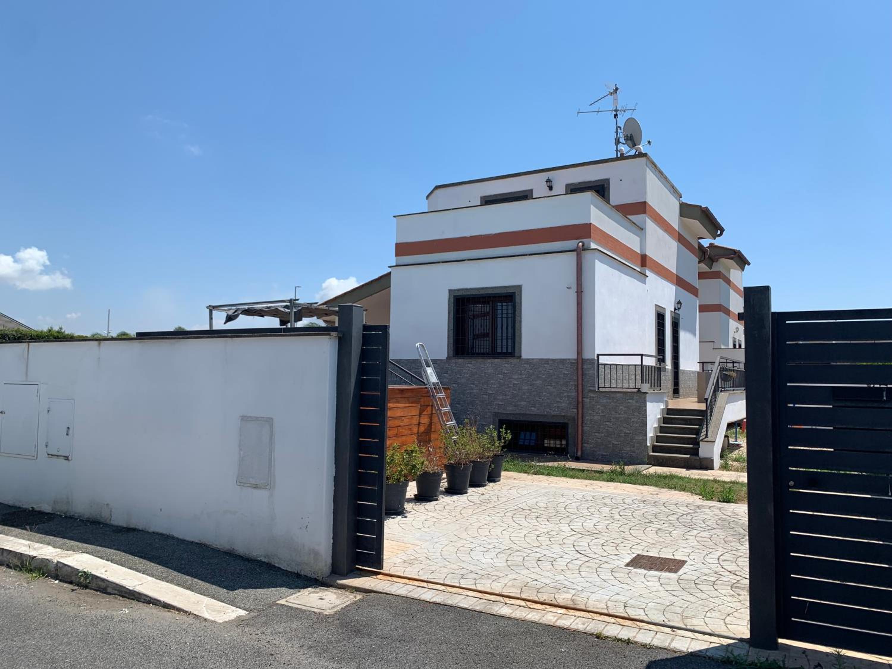 Villa Bob Oasi con piscina - Infernetto, Roma