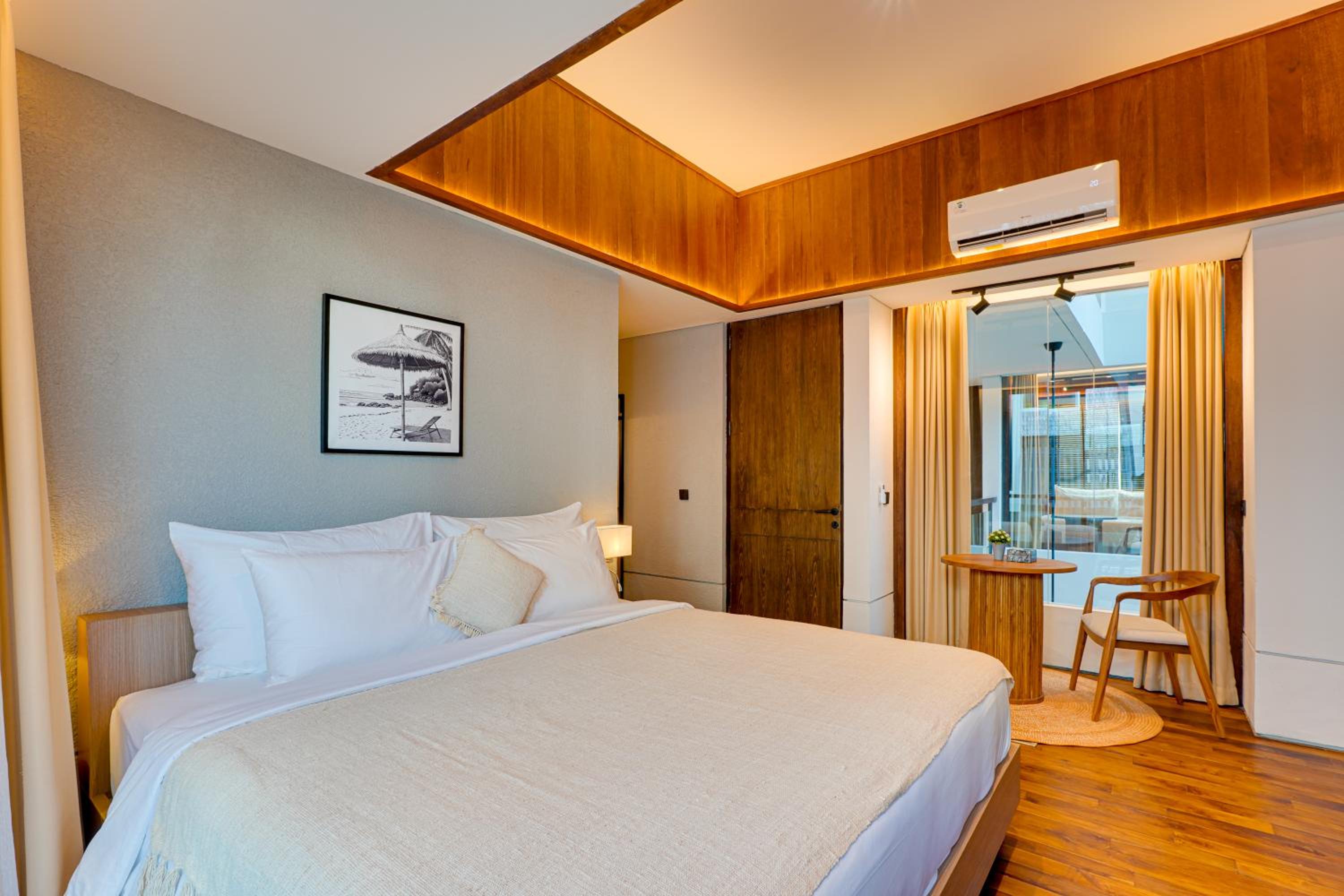 NEW! Luxury Modern 3BR Villa Kesatu in Canggu