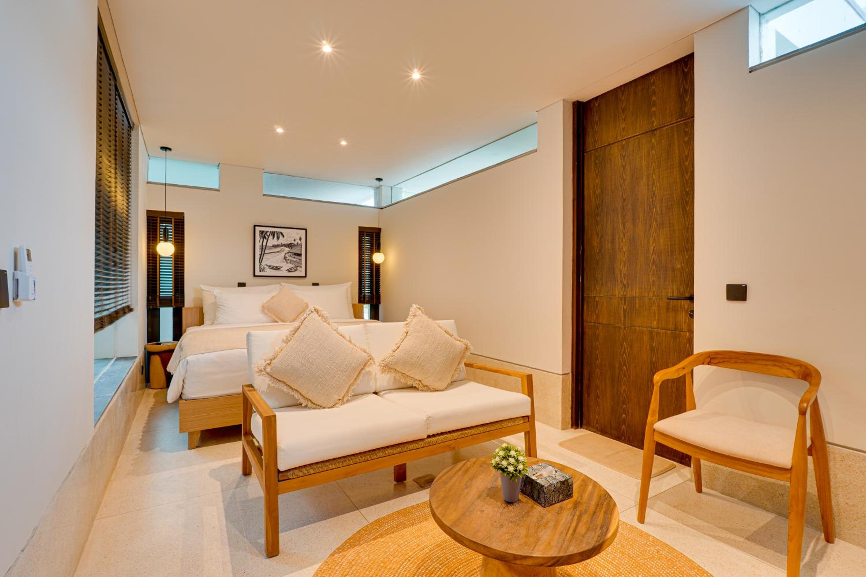 NEW! Luxury Modern 3BR Villa Kesatu in Canggu