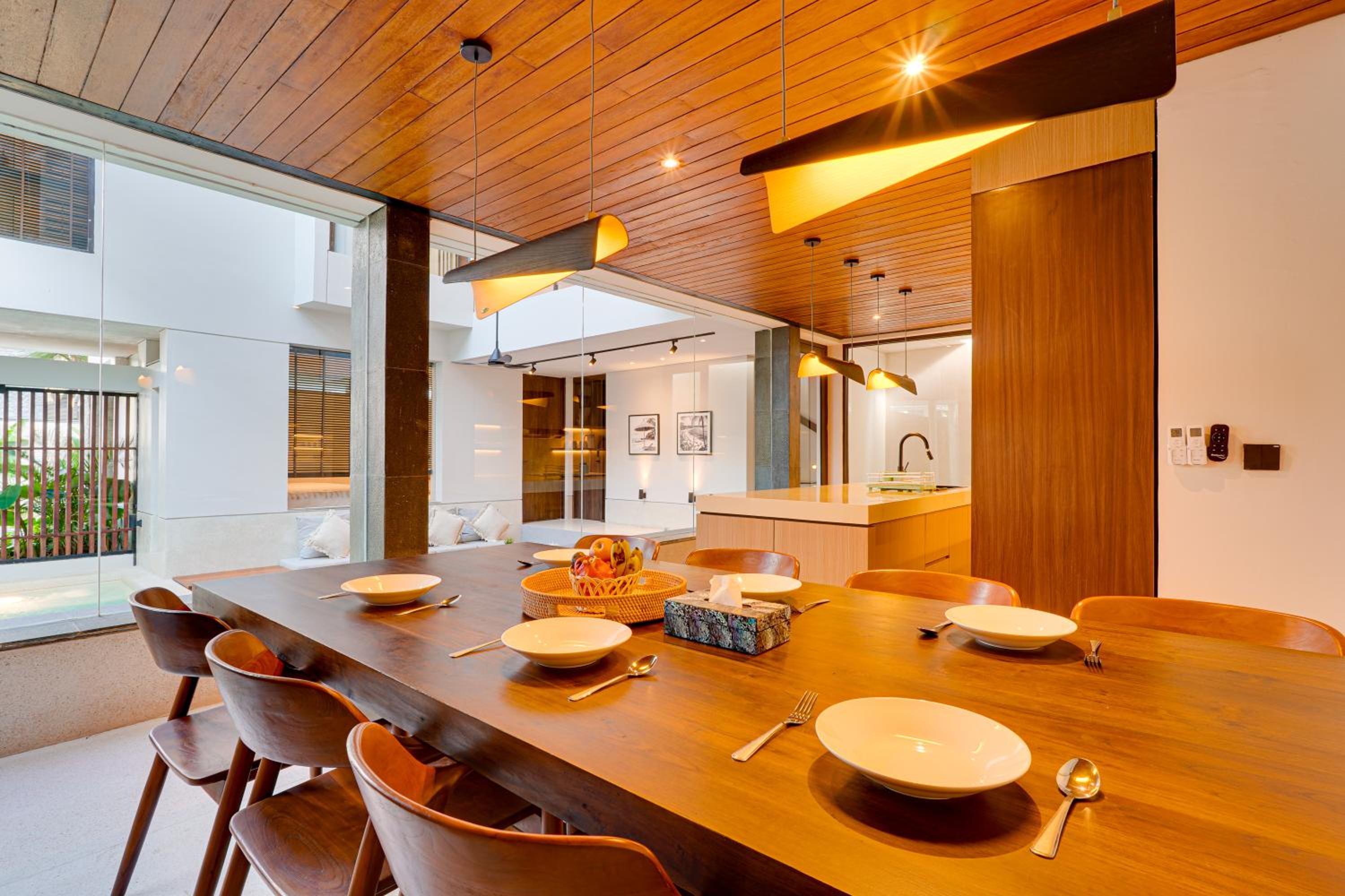 NEW! Luxury Modern 3BR Villa Kesatu in Canggu