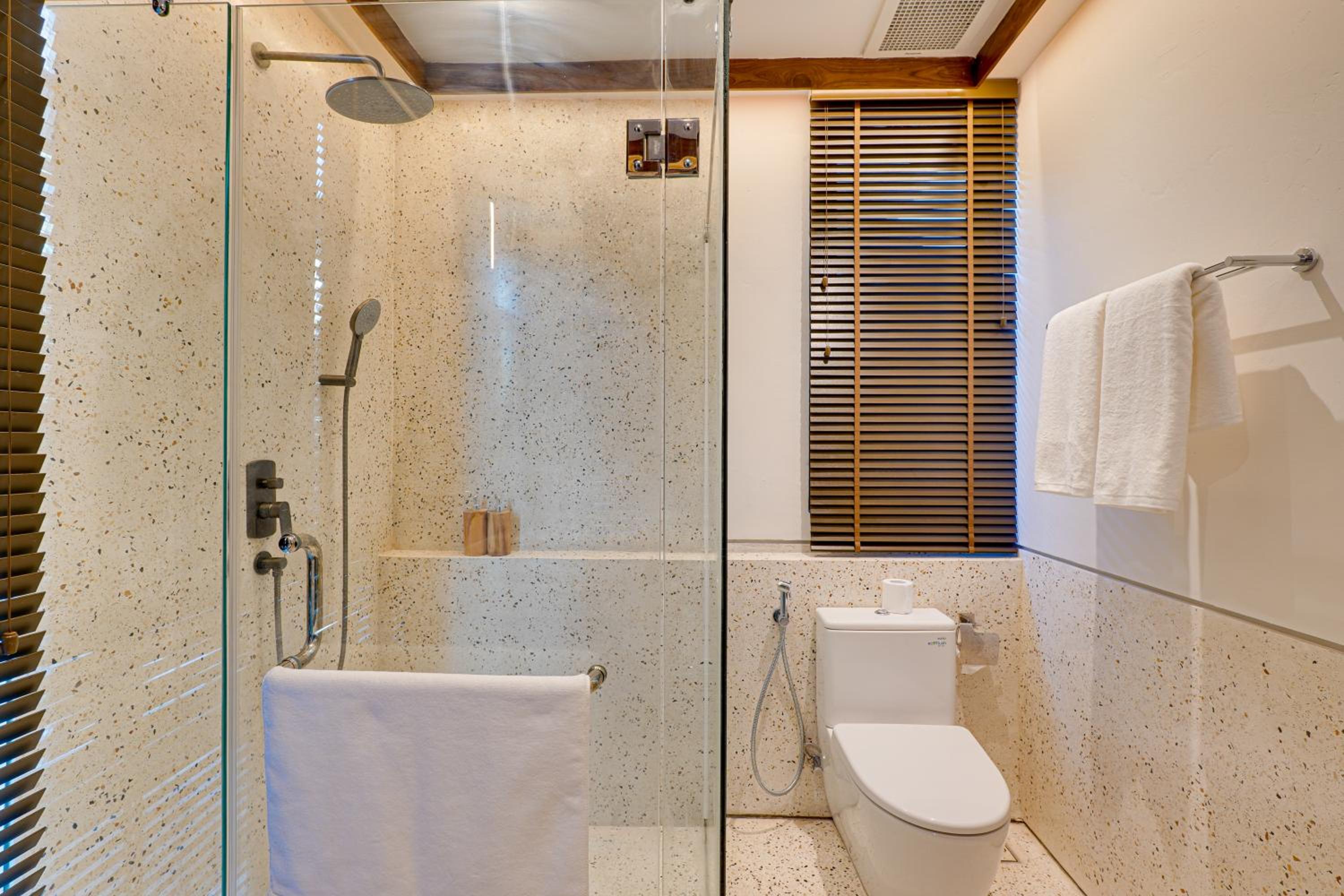 NEW! Luxury Modern 3BR Villa Kesatu in Canggu