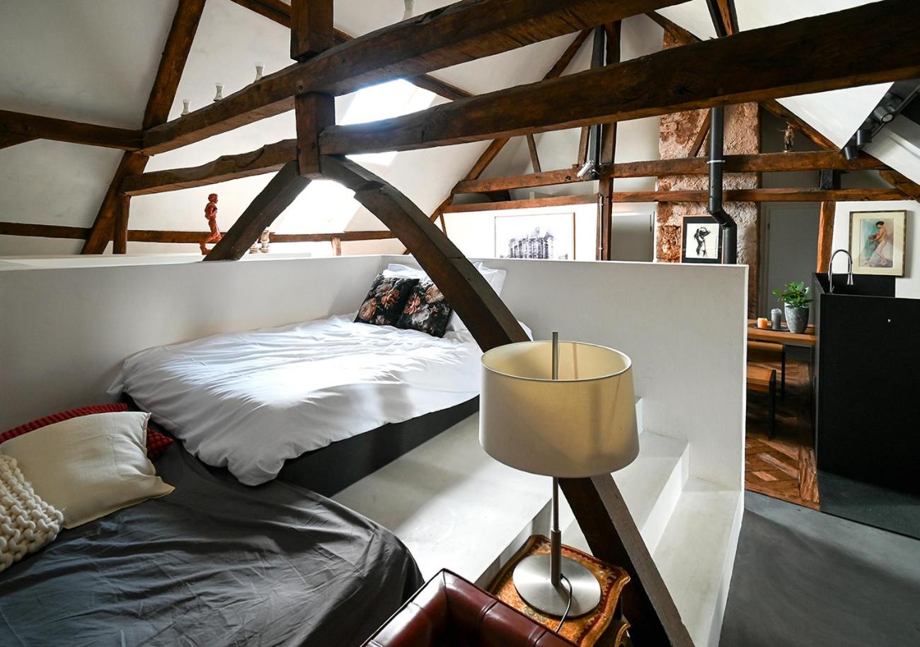The Castle Loft - Pascal's Angels