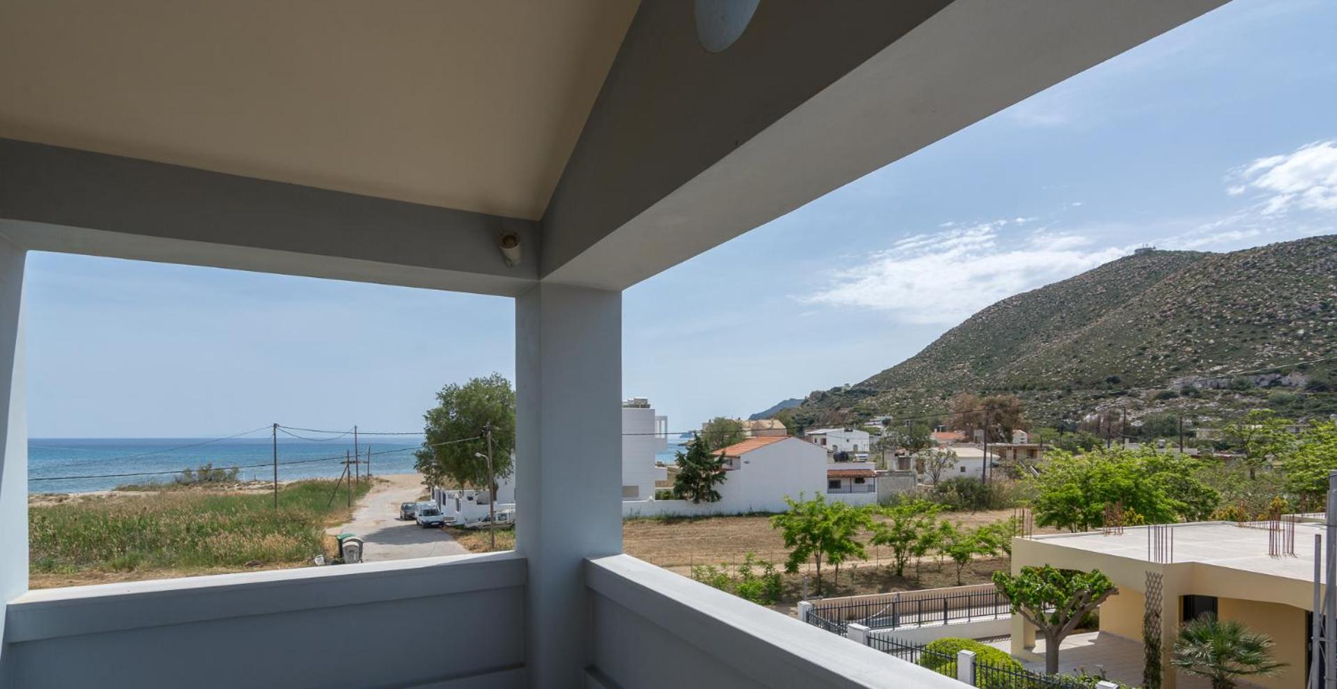 Fani's Komi Apartments view 3