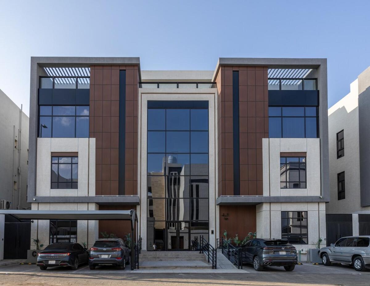 Elegant Apartment with Proximity to Haram, WiFi
