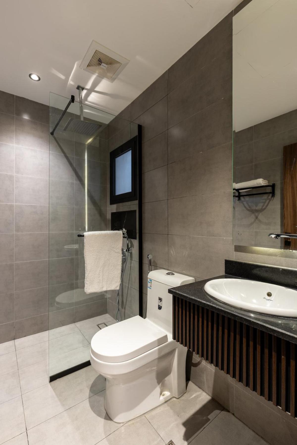 Elegant Apartment with Proximity to Haram, WiFi