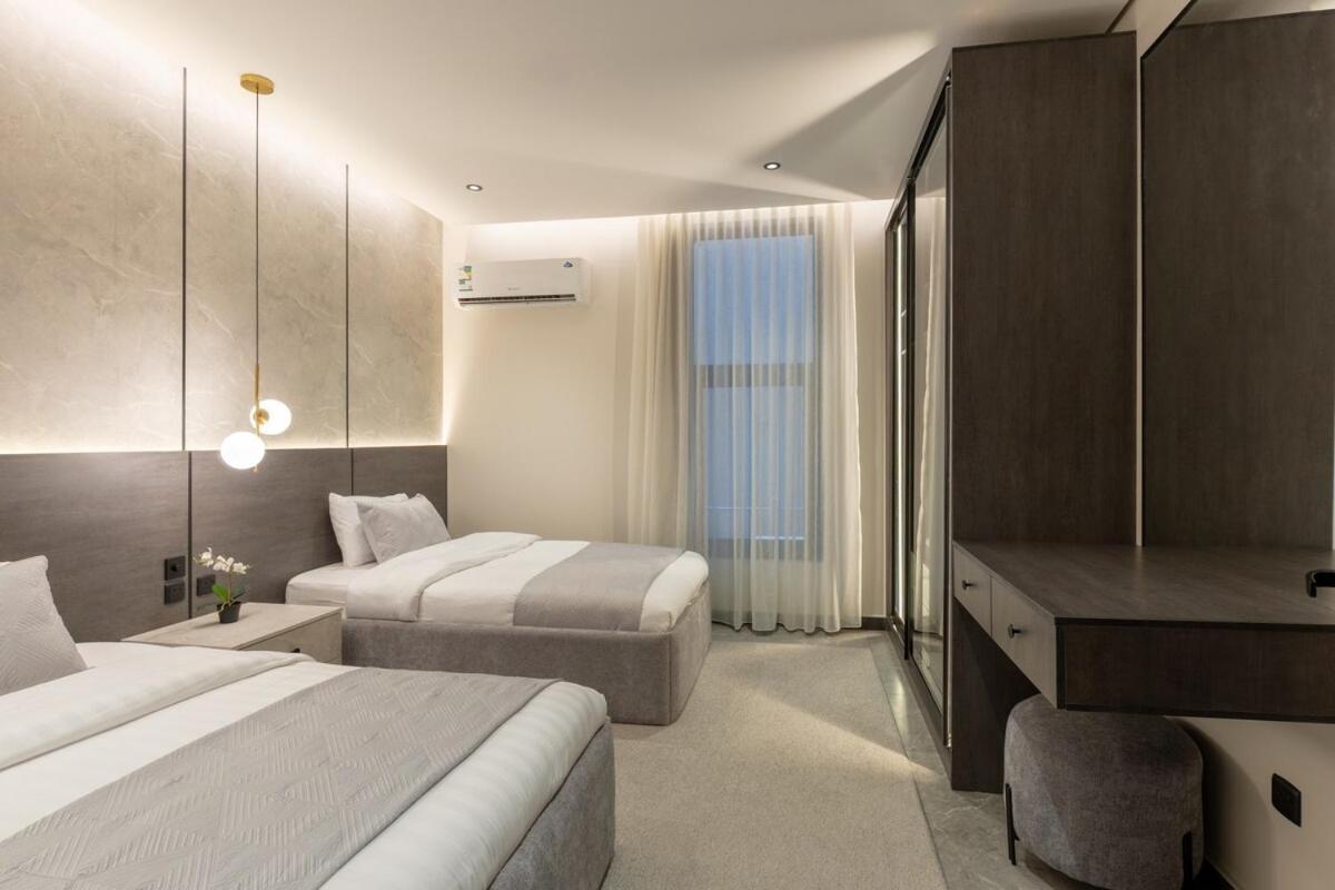 Elegant Apartment with Proximity to Haram, WiFi