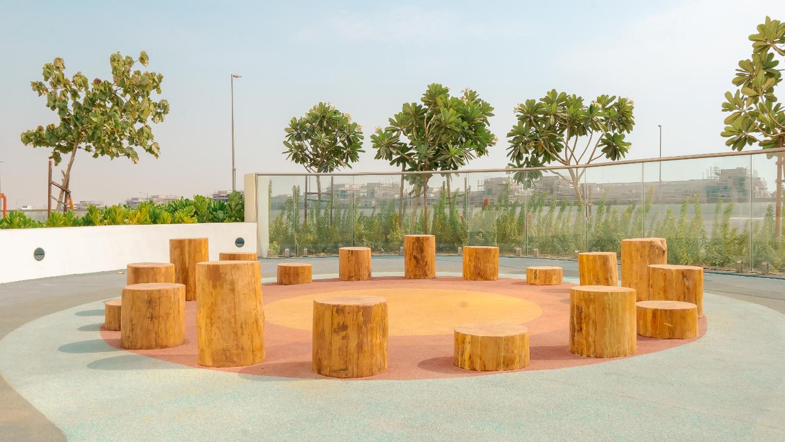 Keyrock Golf Gate - Damac Hills Apartment with Pool, Gym & Free Parking