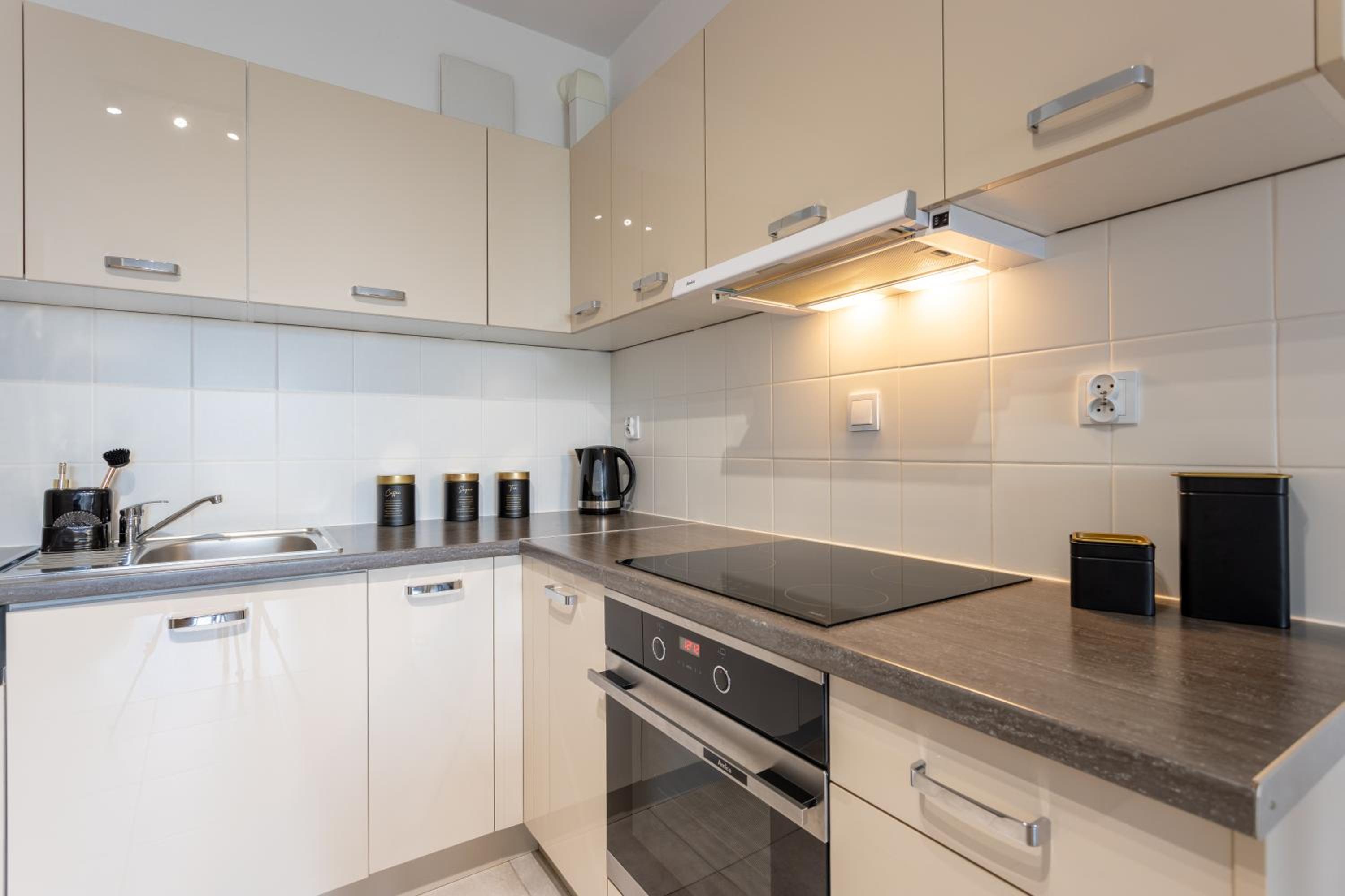 Urban Chic - Modern and Cozy - Central Location - Pereca