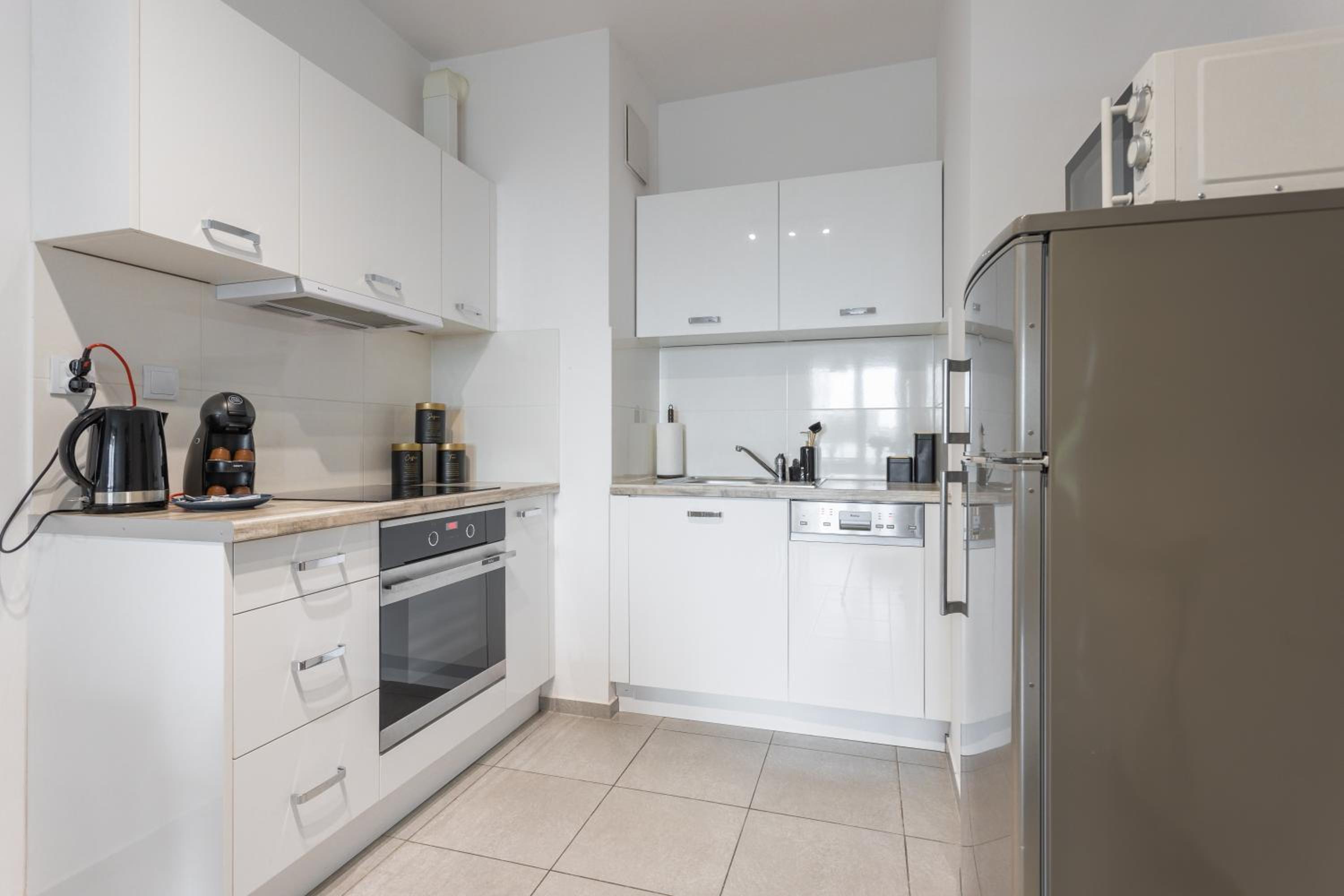 Urban Chic - Modern and Cozy - Central Location - Pereca