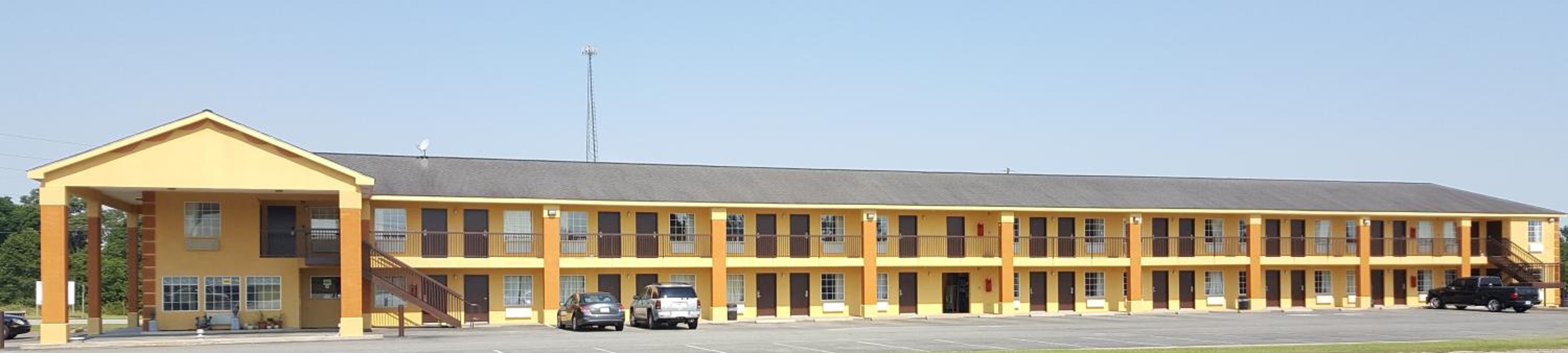 Thomasville Vacations - Executive Inn - Property Image 4