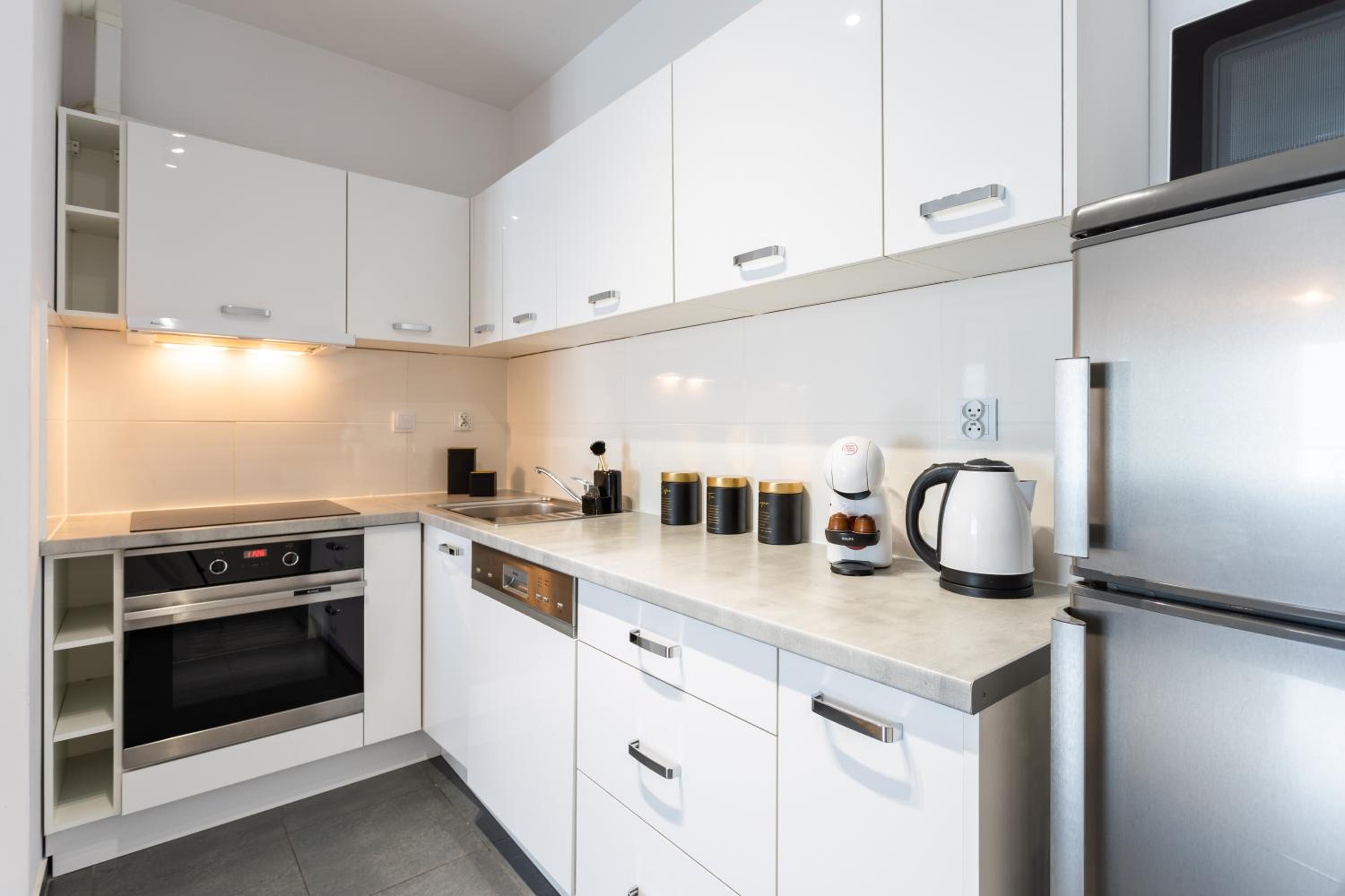 Urban Chic - Modern and Cozy - Central Location - Pereca