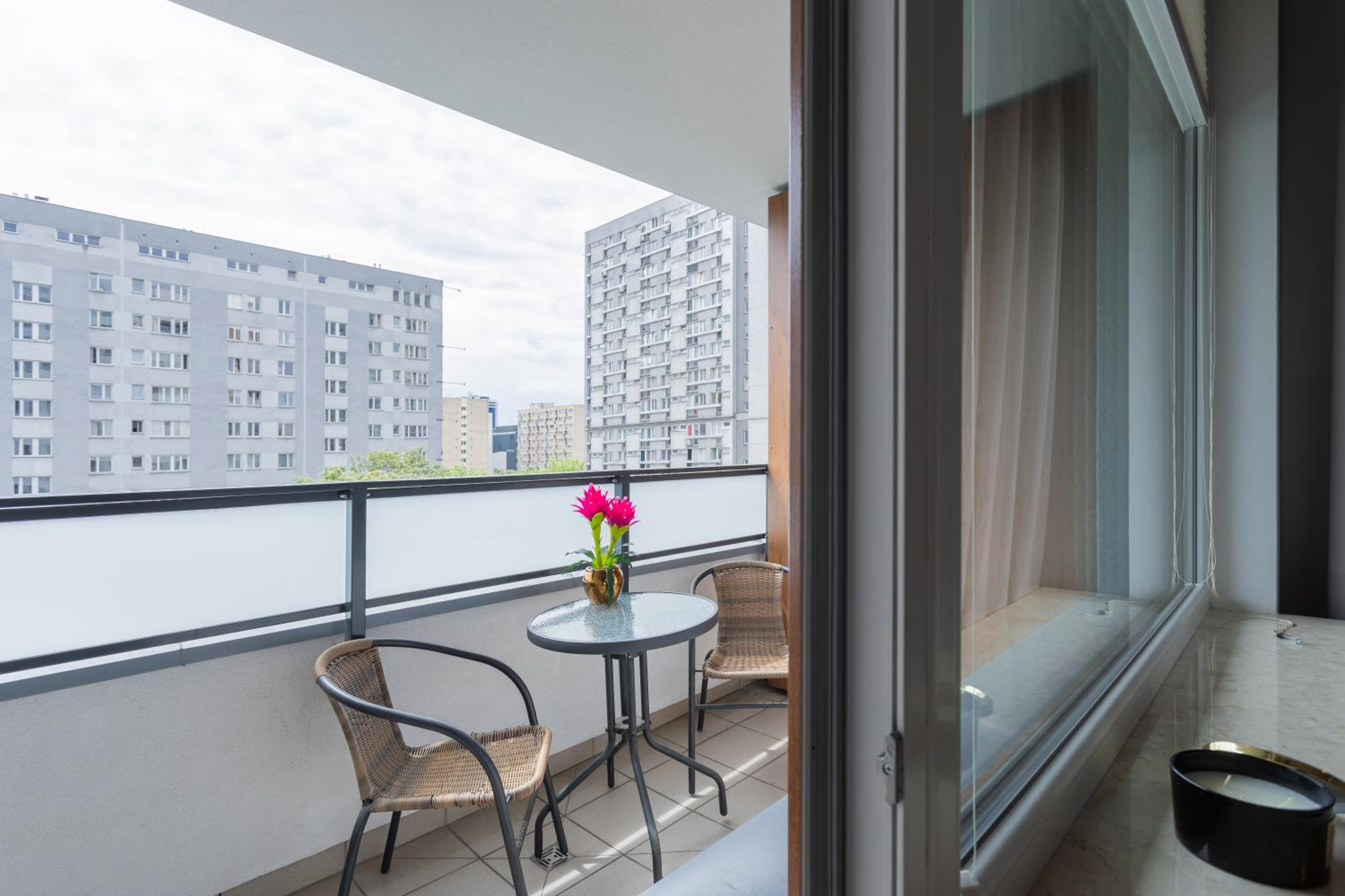 Urban Chic - Modern and Cozy - Central Location - Pereca