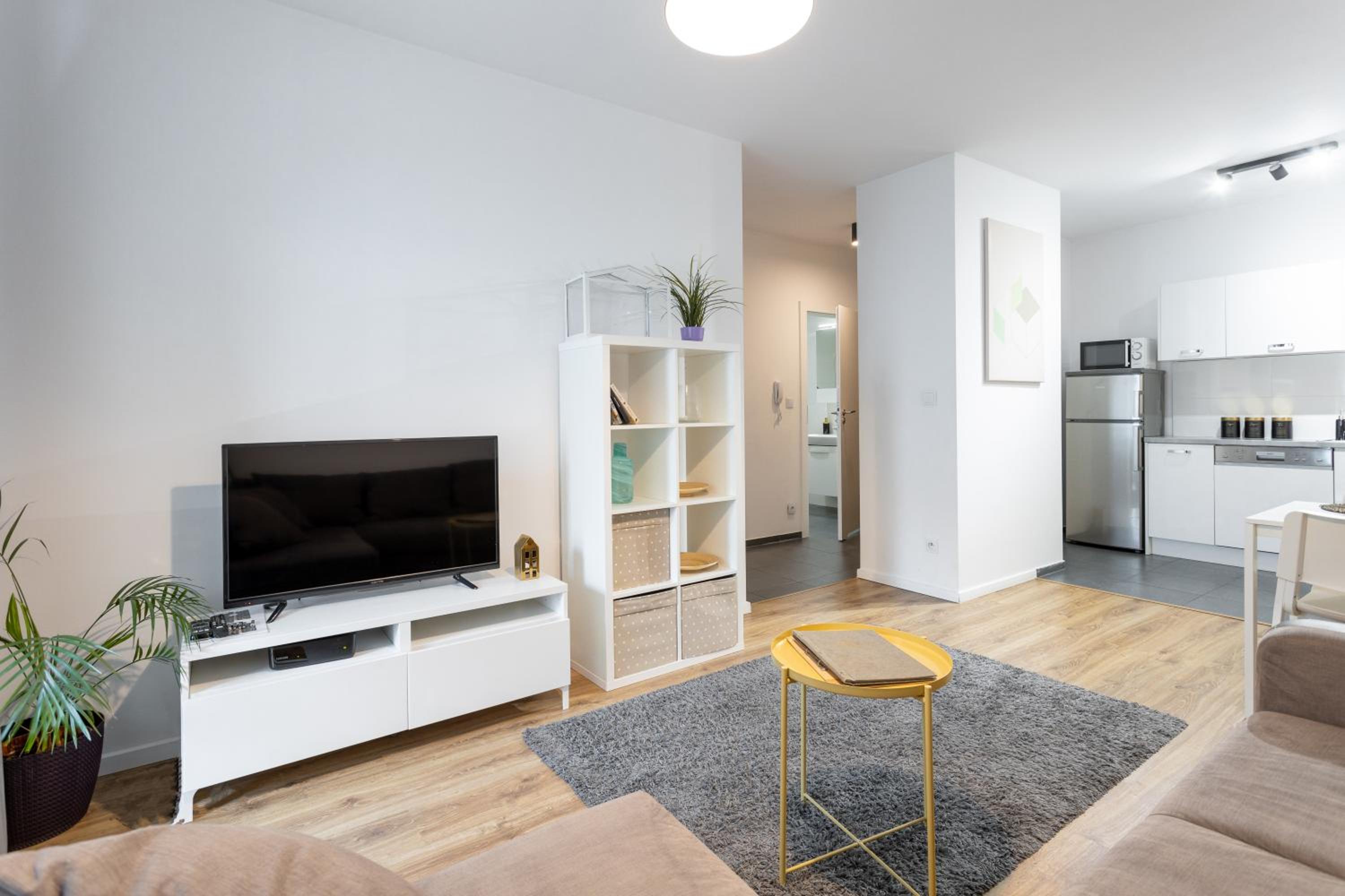 Urban Chic - Modern and Cozy - Central Location - Pereca