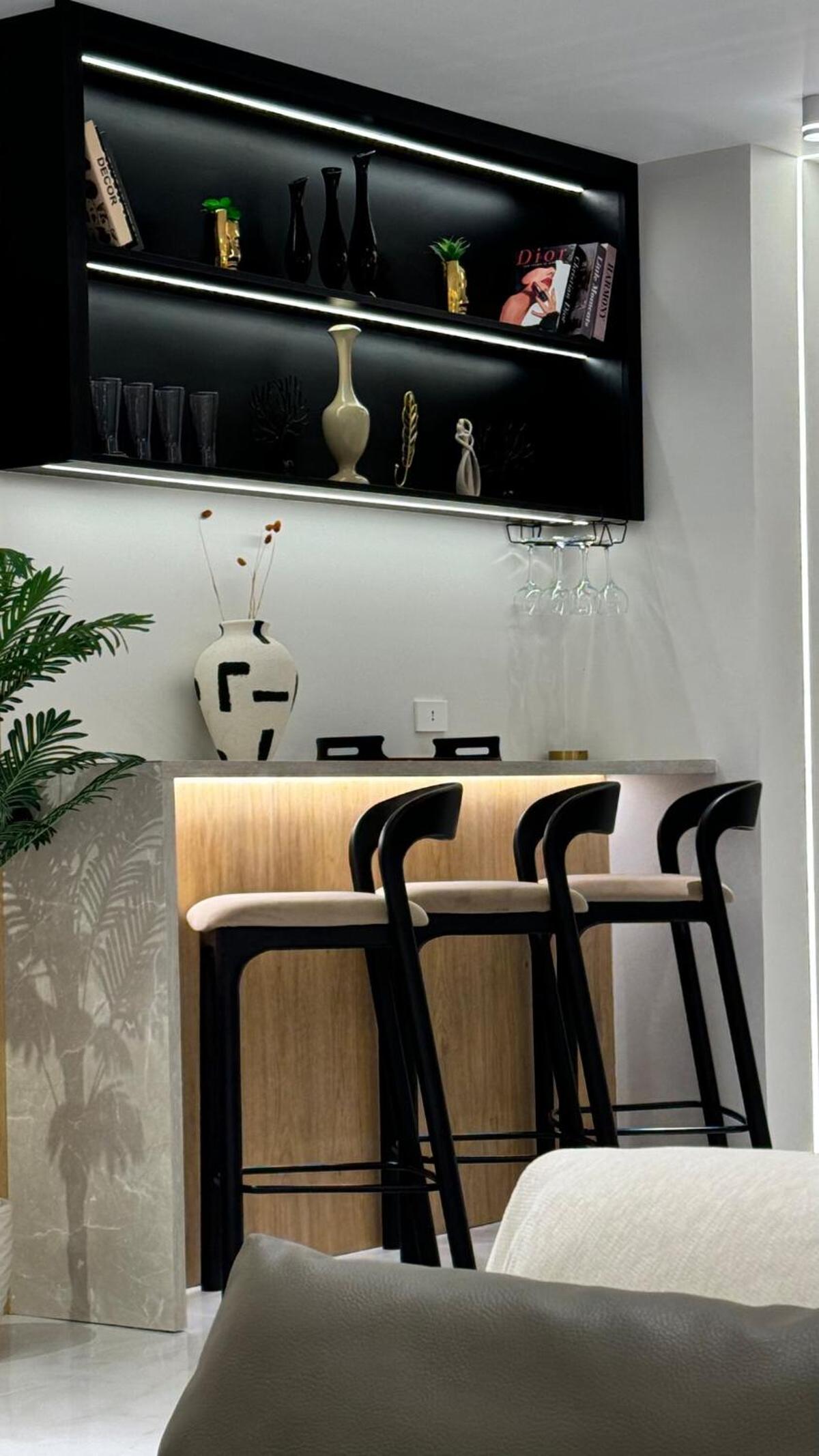 Three bedroom apartment with a distinctive design- شقه بتصميم مميز