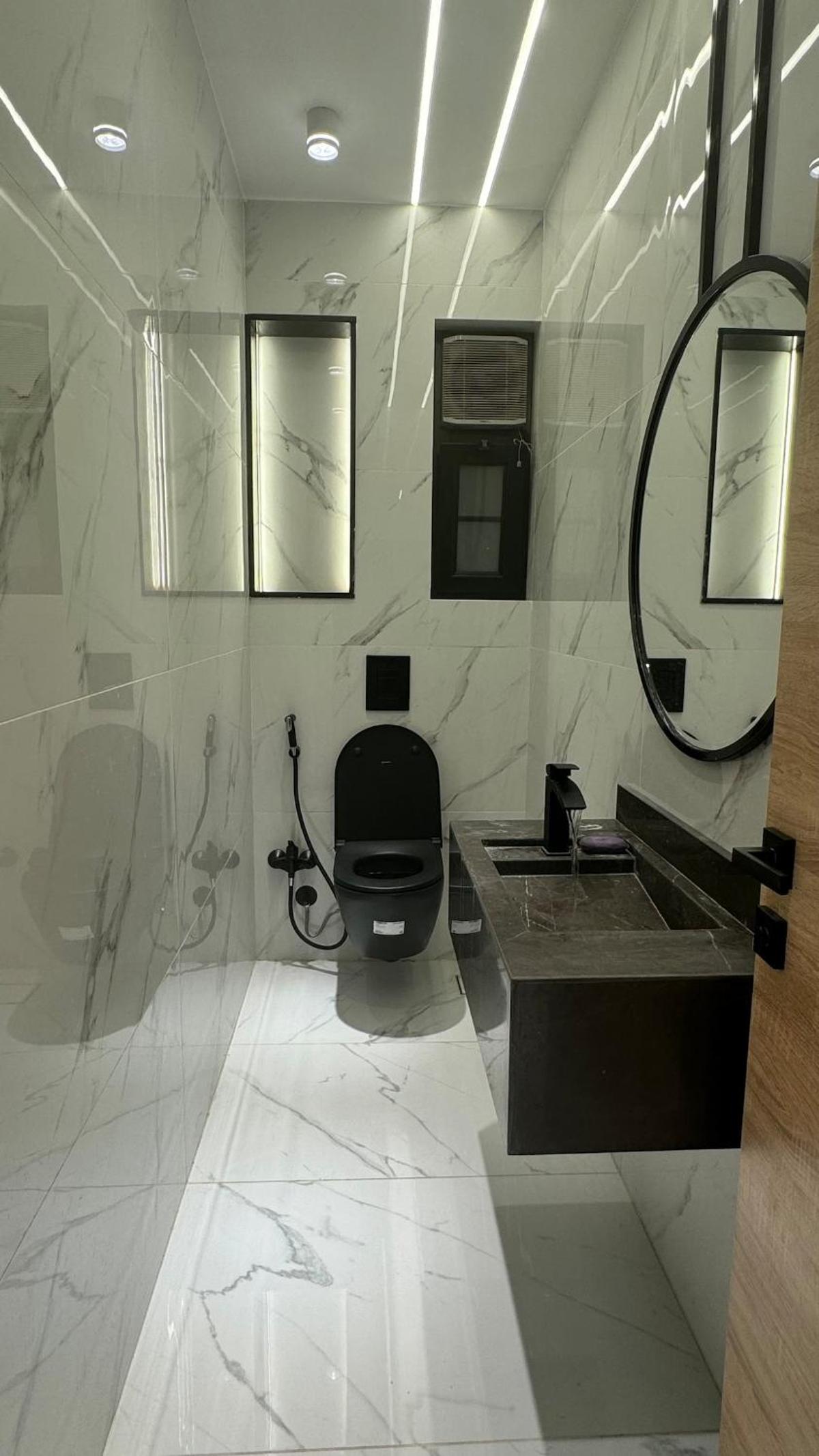 Three bedroom apartment with a distinctive design- شقه بتصميم مميز