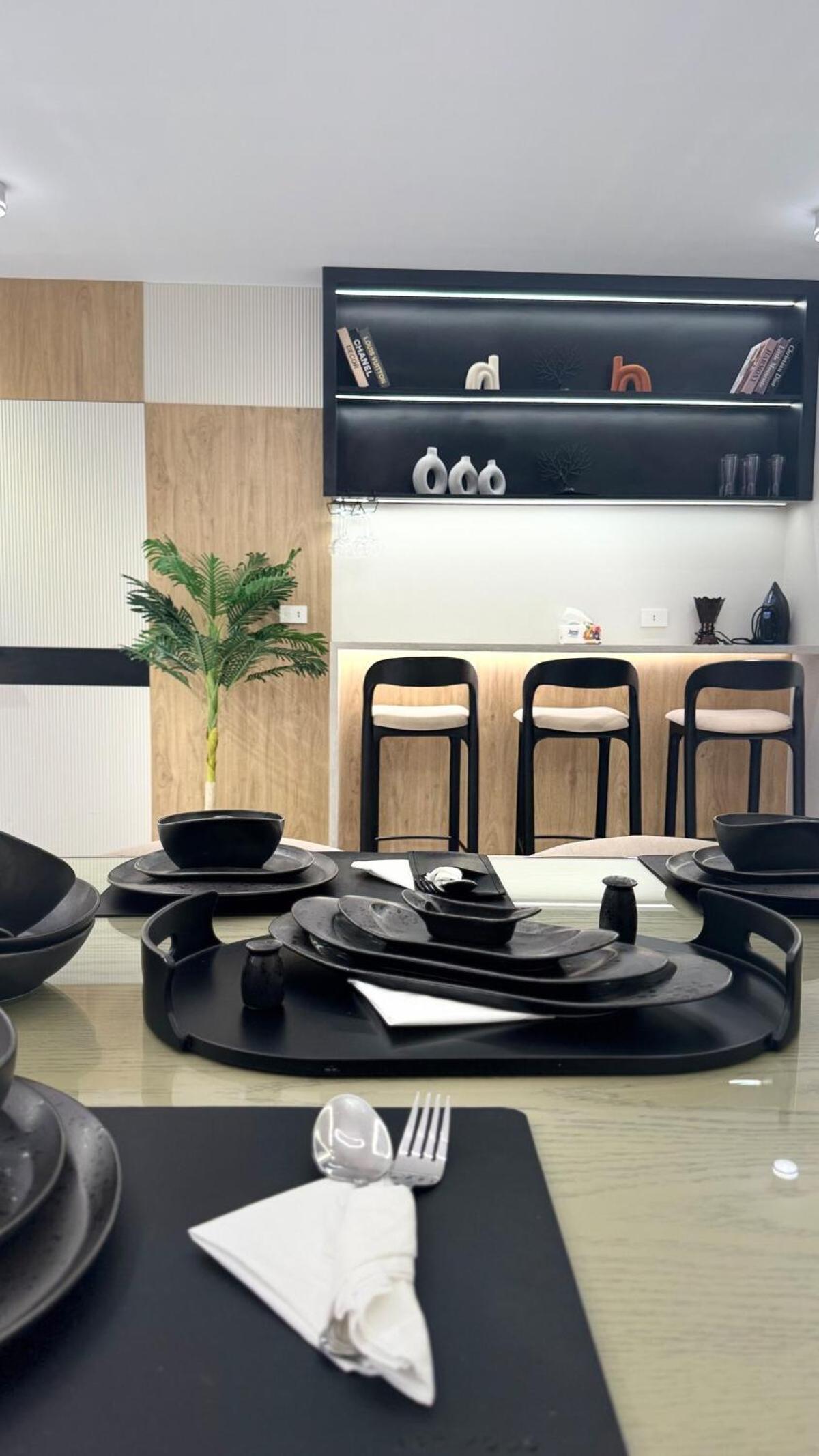 Three bedroom apartment with a distinctive design- شقه بتصميم مميز