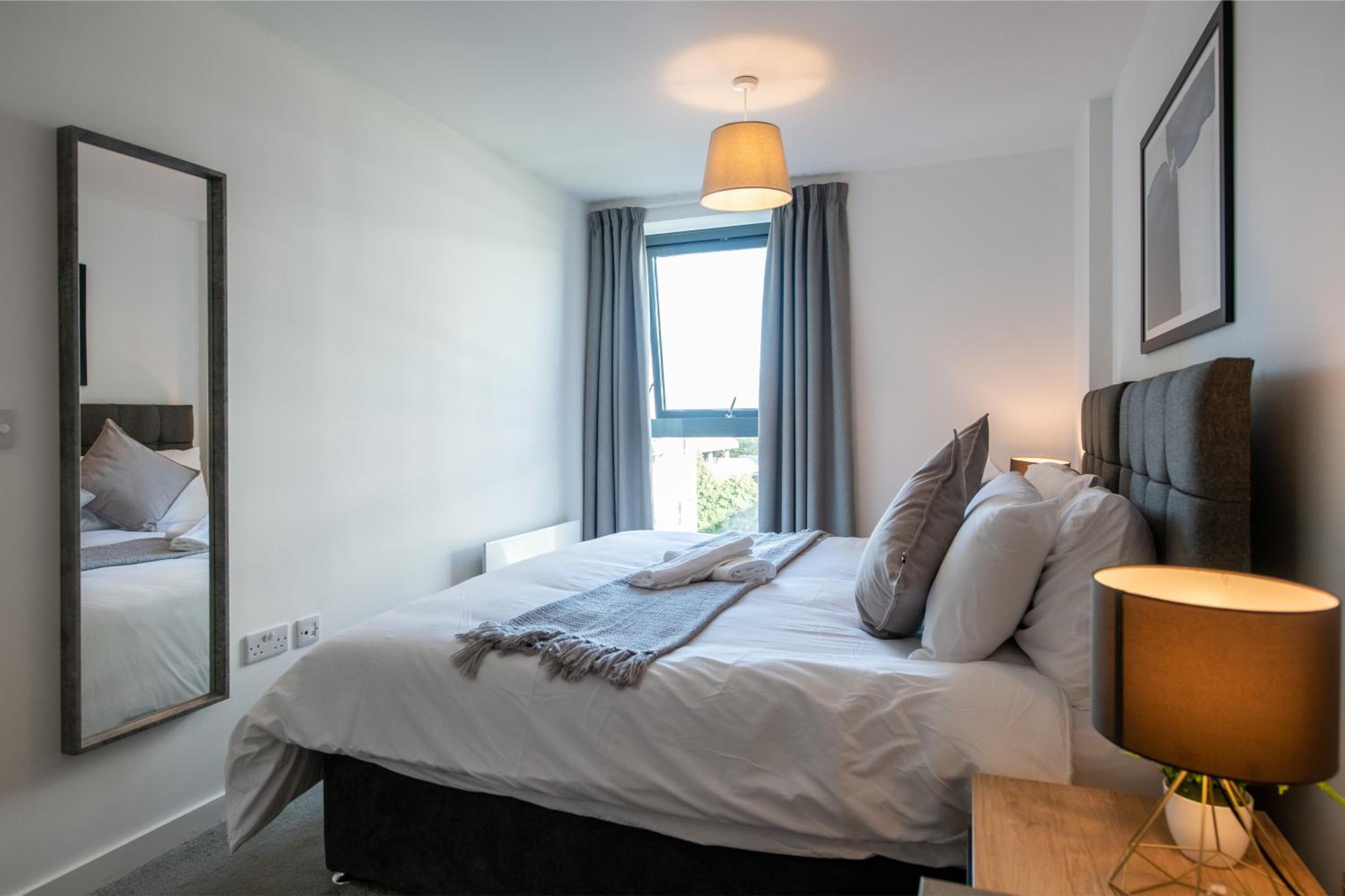 2-Bed Flat in Sports Hub - Walk to MUFC & Cricket