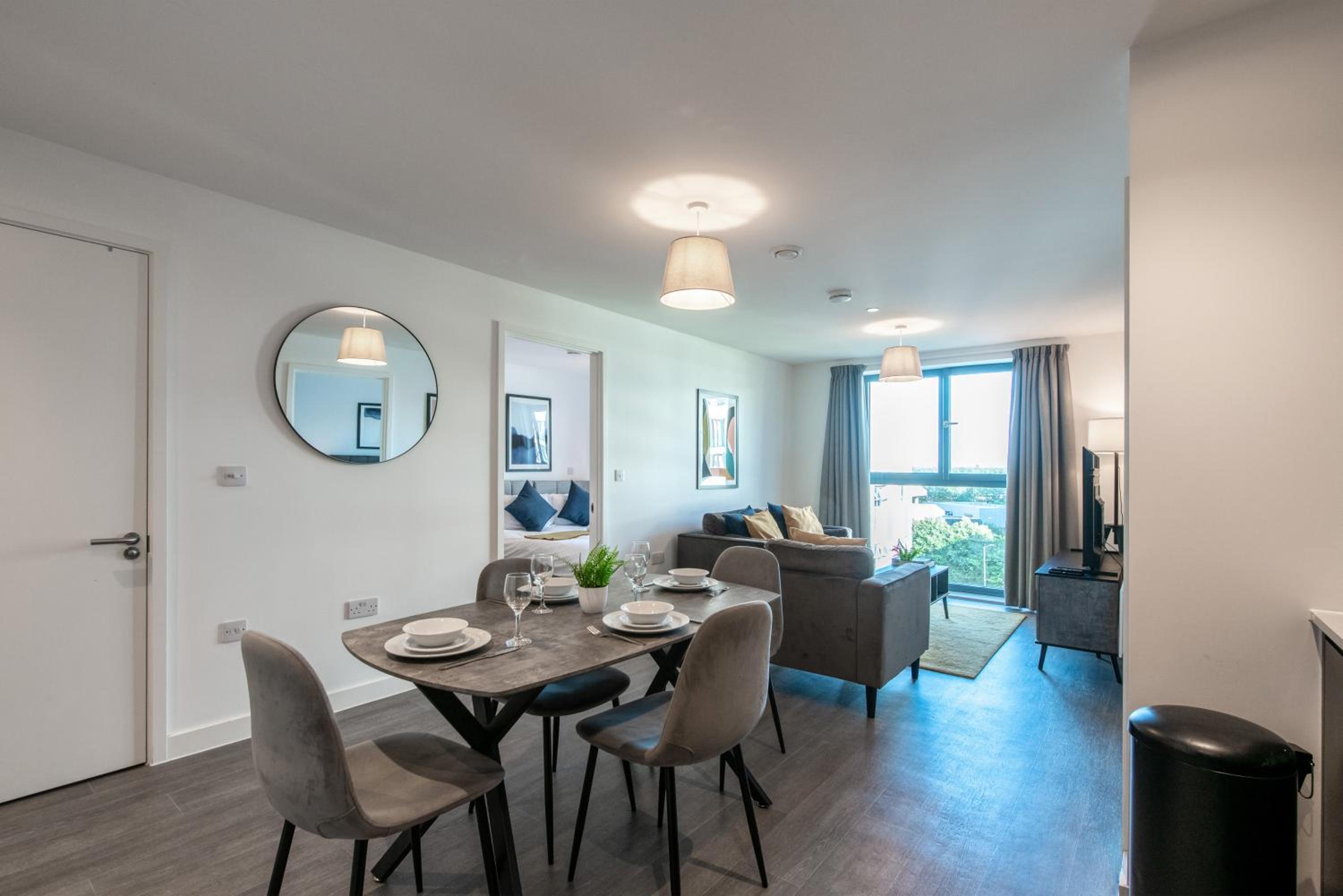 2-Bed Flat in Sports Hub - Walk to MUFC & Cricket