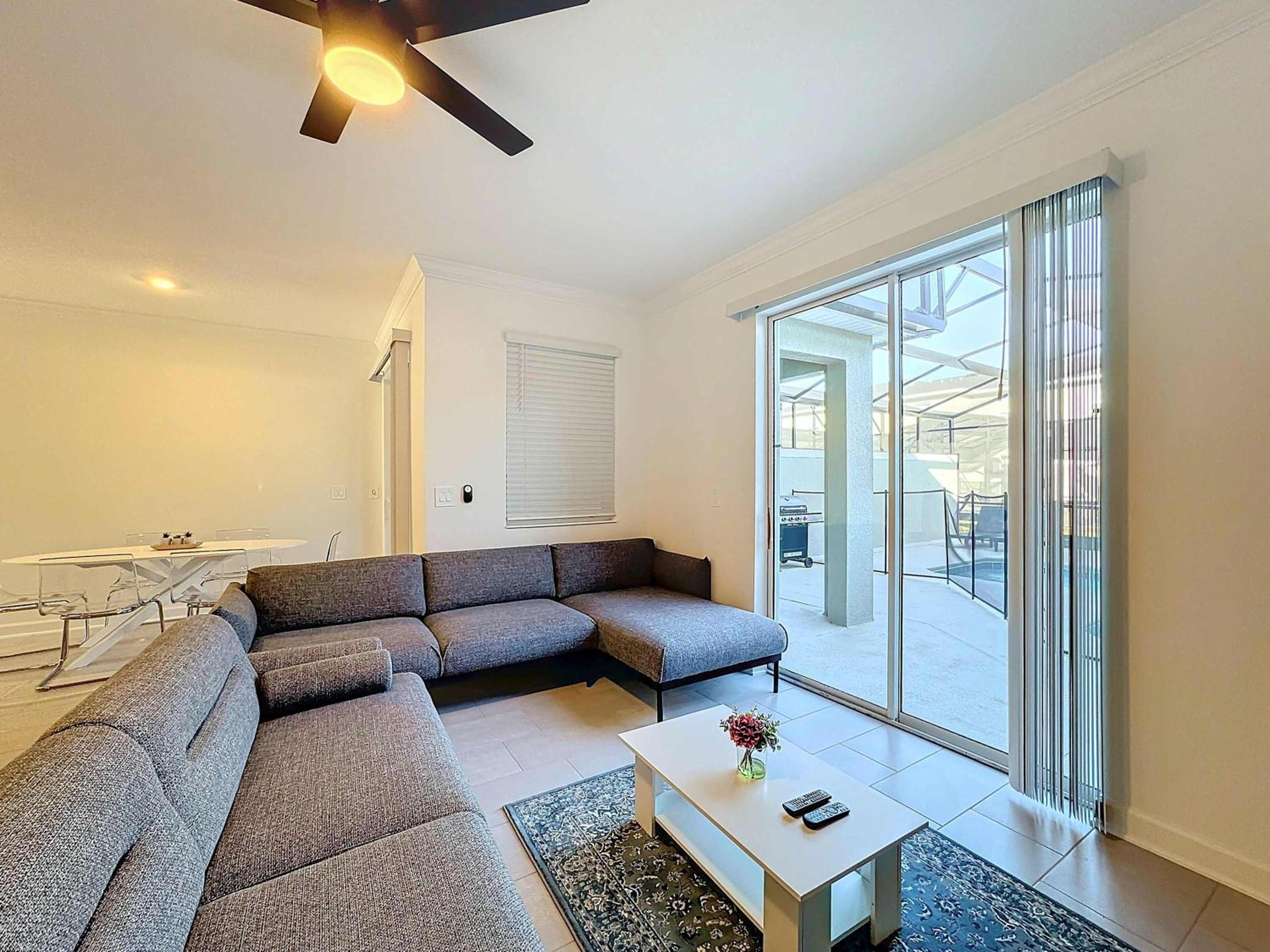 Incredible Family Retreat with PS5 Private Pool and access to 2 Clubhouses
