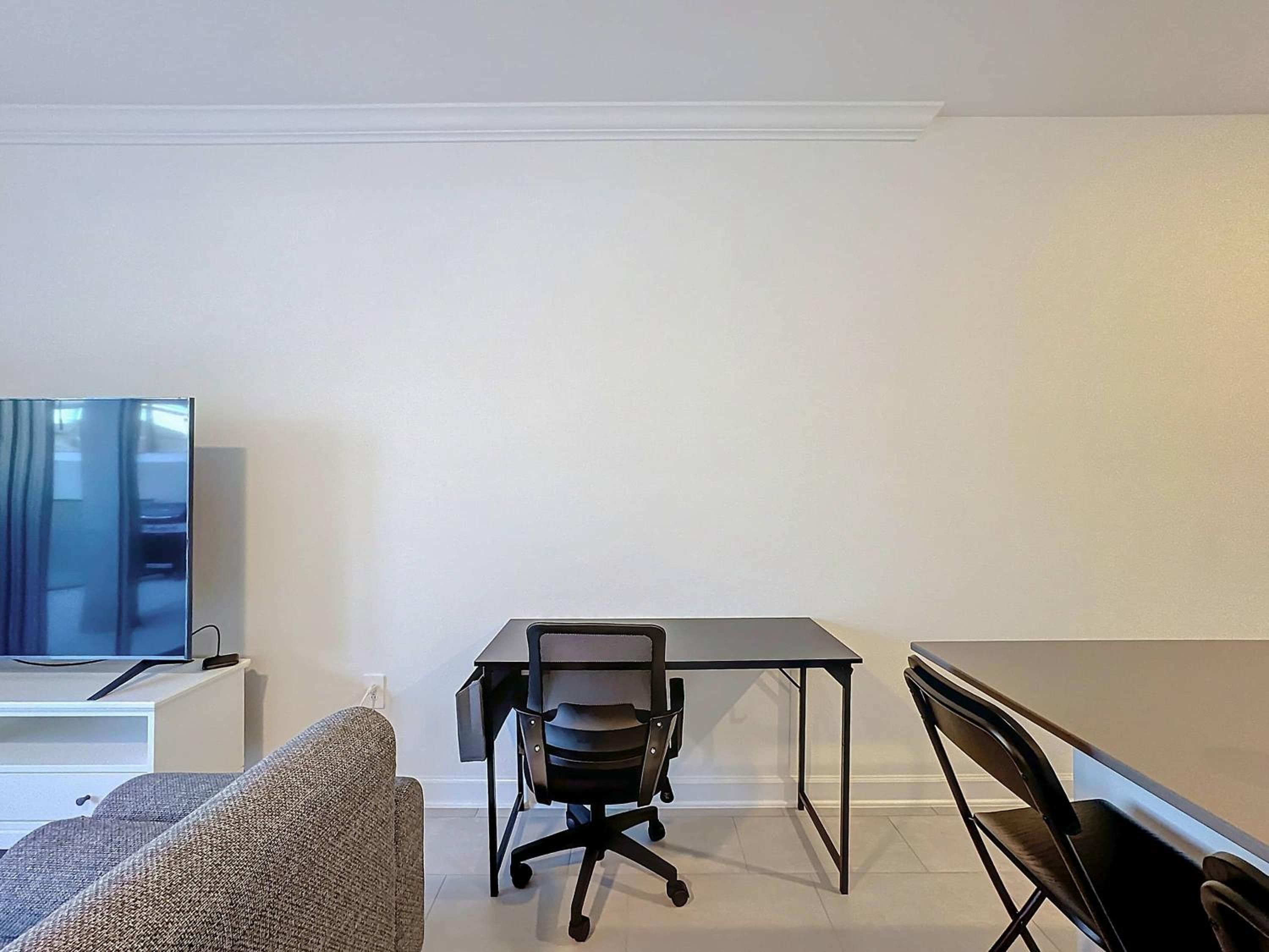 Incredible Family Retreat with PS5 Private Pool and access to 2 Clubhouses