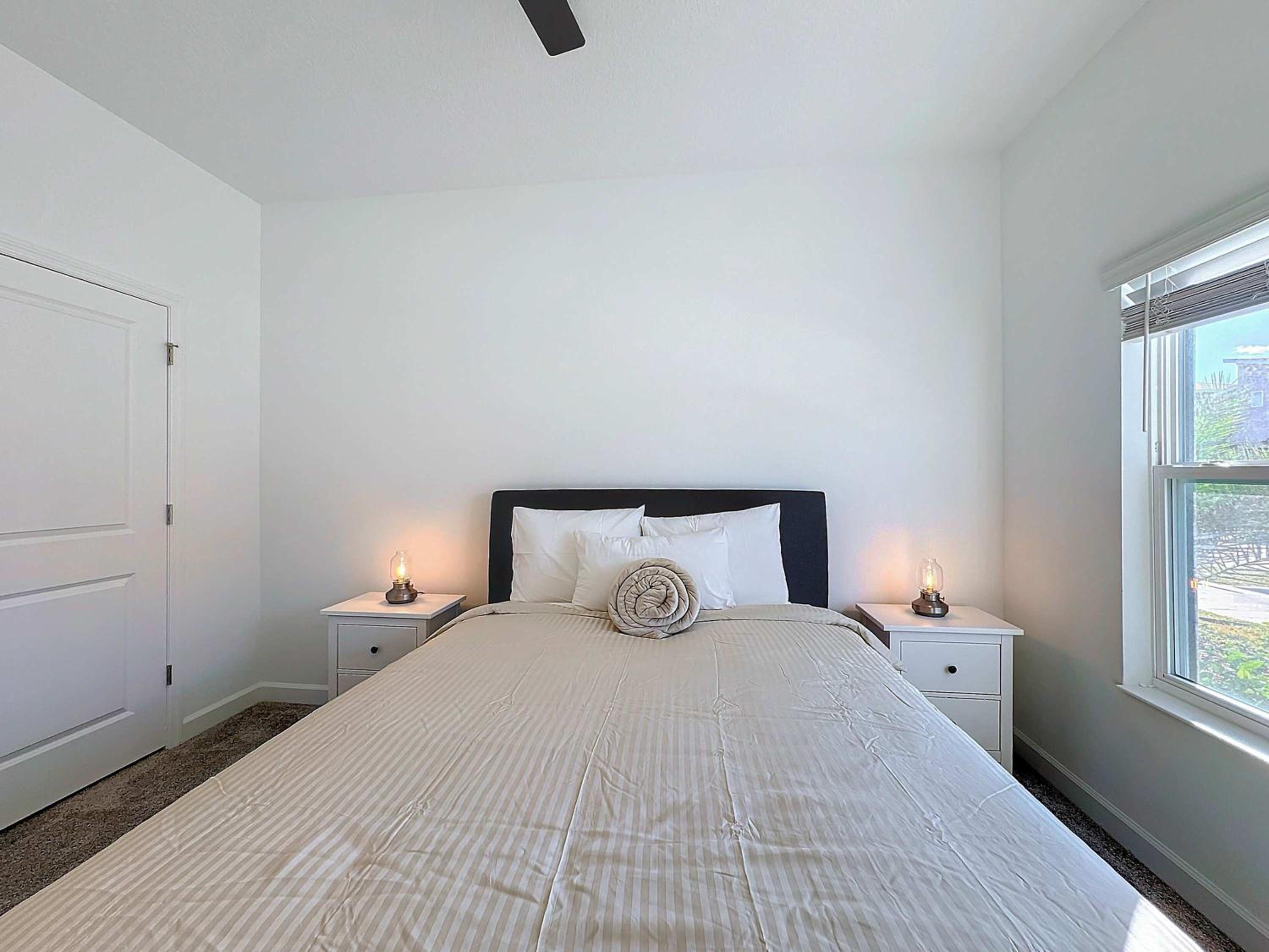 Incredible Family Retreat with PS5 Private Pool and access to 2 Clubhouses