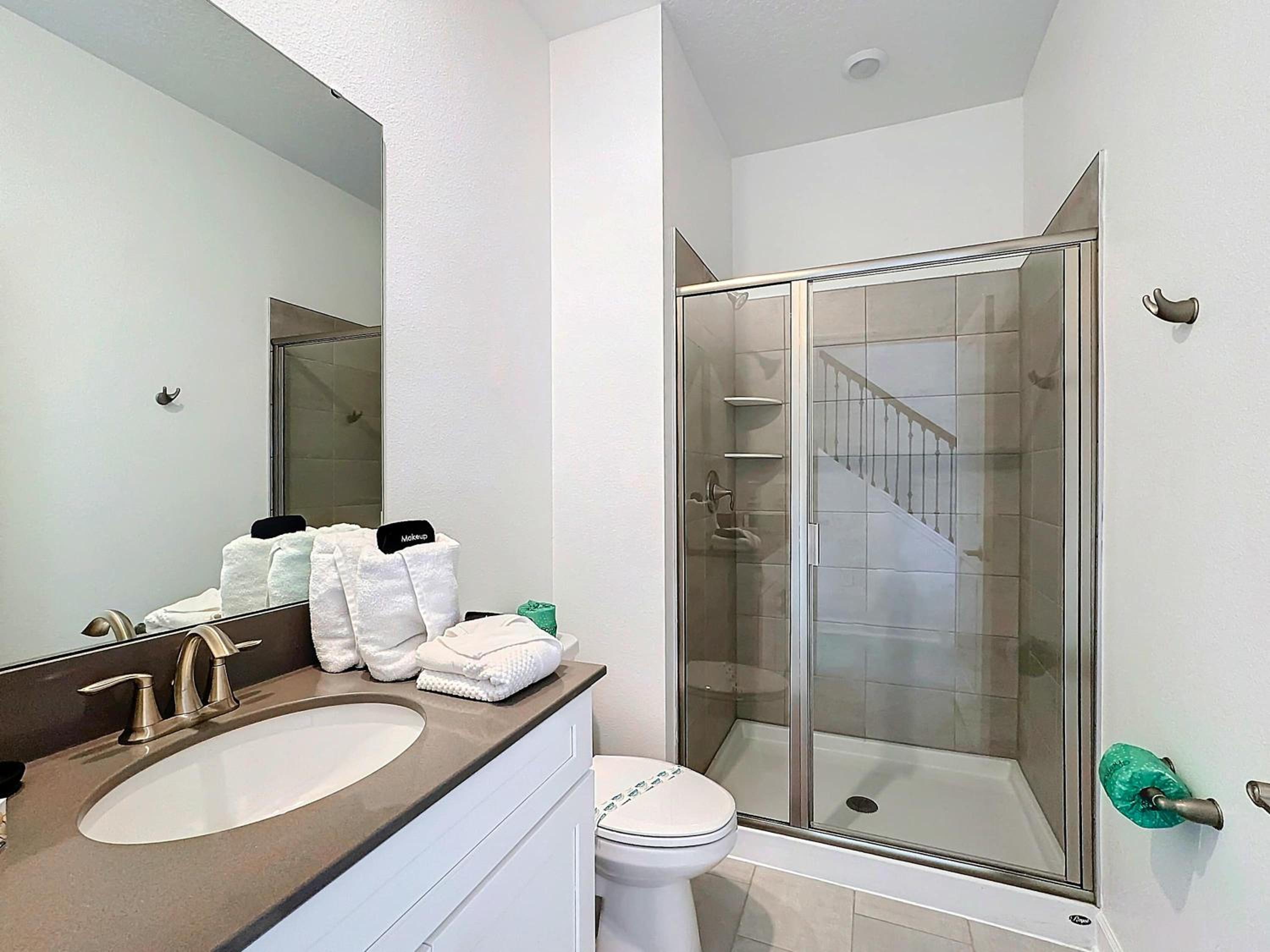Incredible Family Retreat with PS5 Private Pool and access to 2 Clubhouses