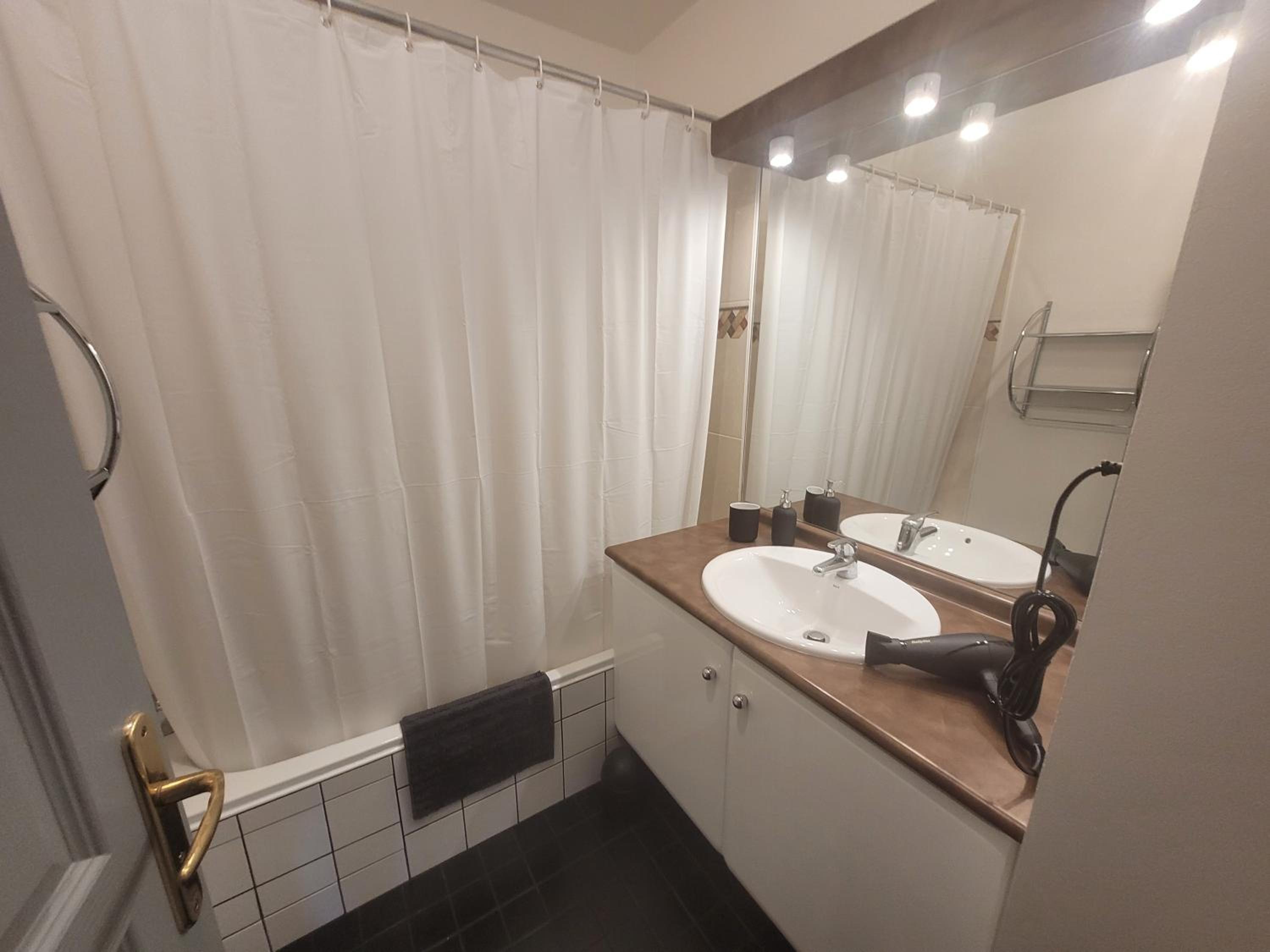 Appartement Moderne & Proche Commodités