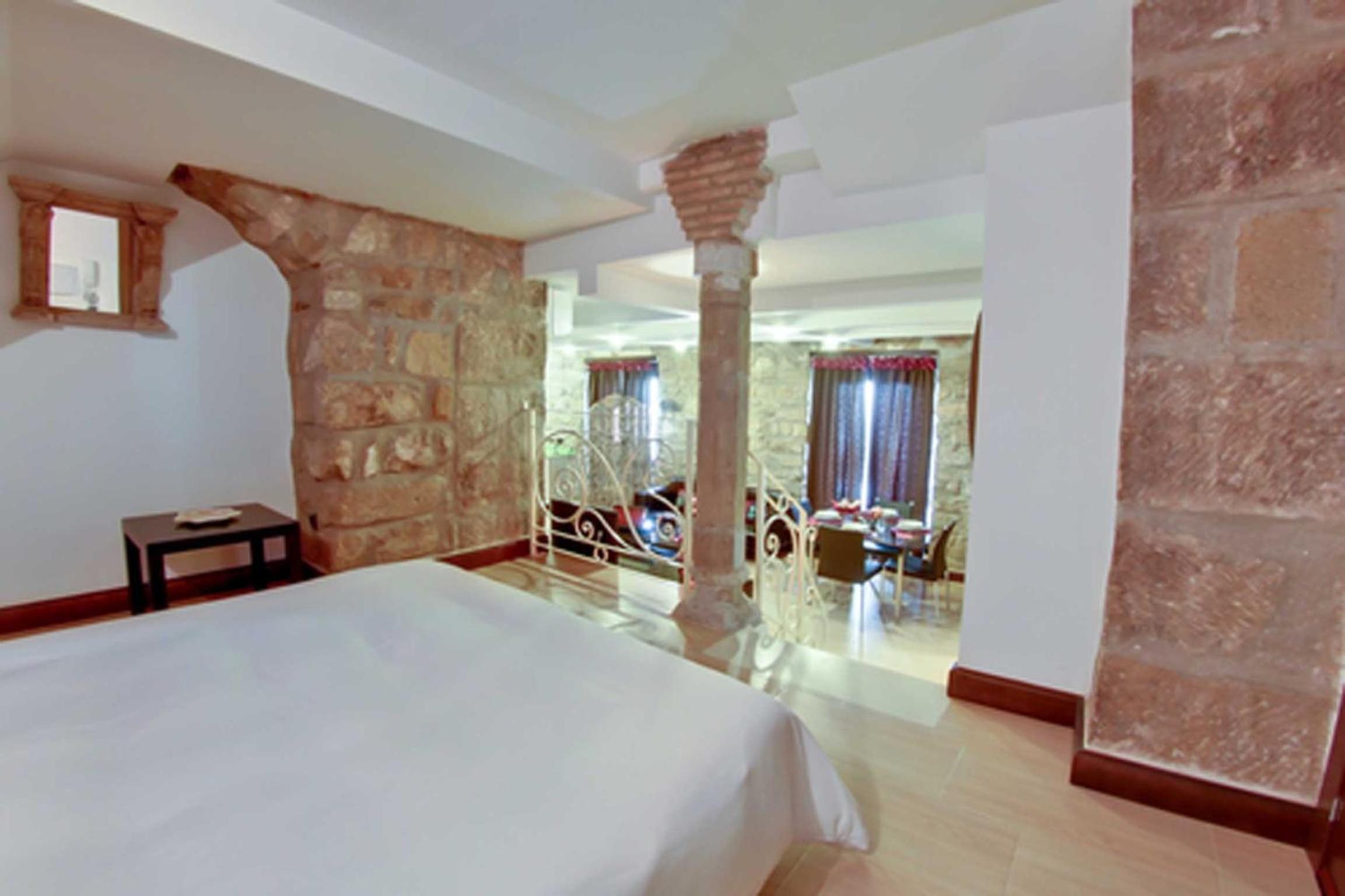 Apartamentos Fuente Redonda