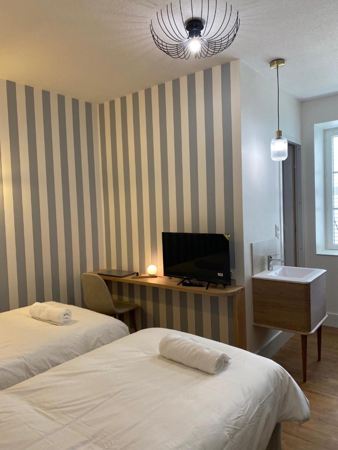 Le Clos 1003