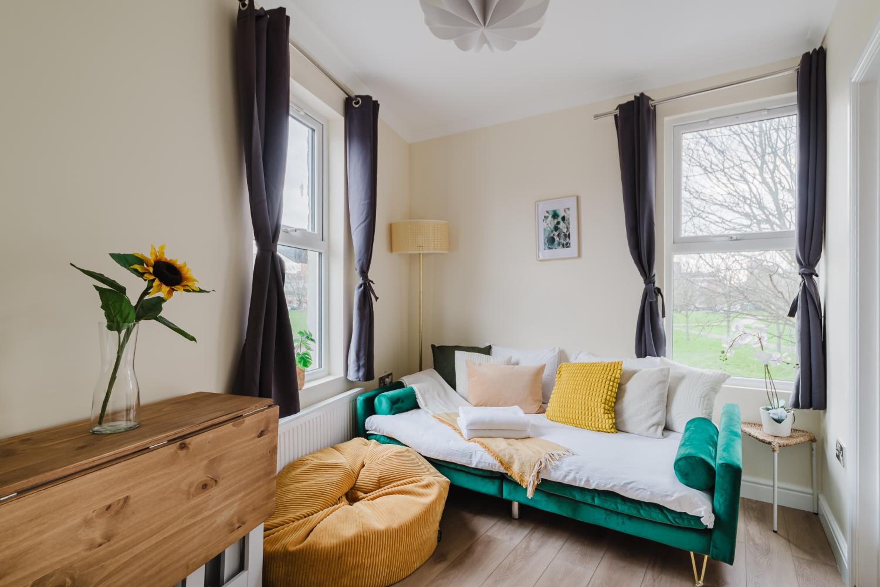 Business and Contractor stays 50OFF Monthly 3 Bed Sleeps 7
