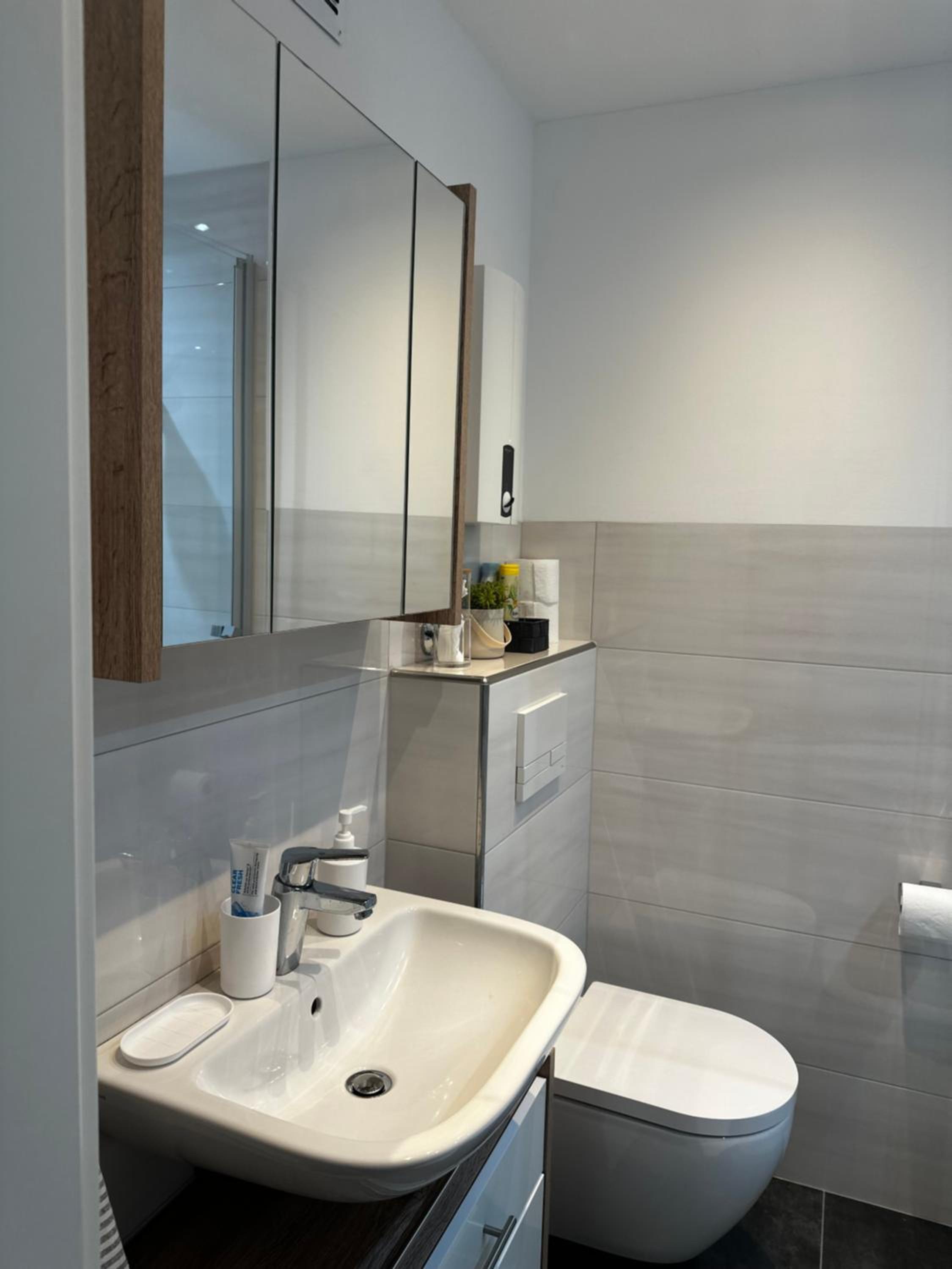 Schönes Apartment 1,5 Zimmer mit Balkon in Frintrop Essen