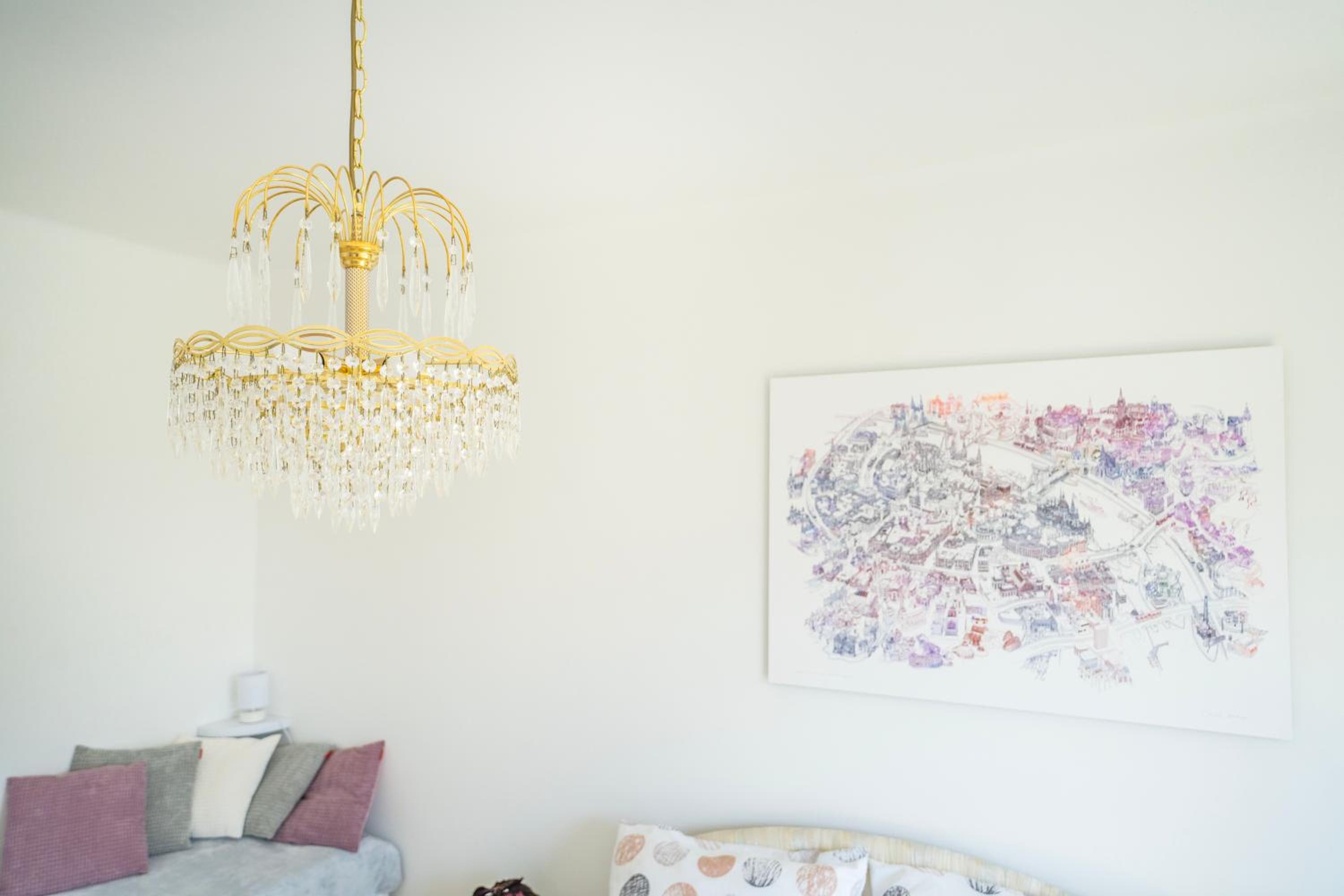 Pozsonyi Street 3BR, Balcony Family Retreat