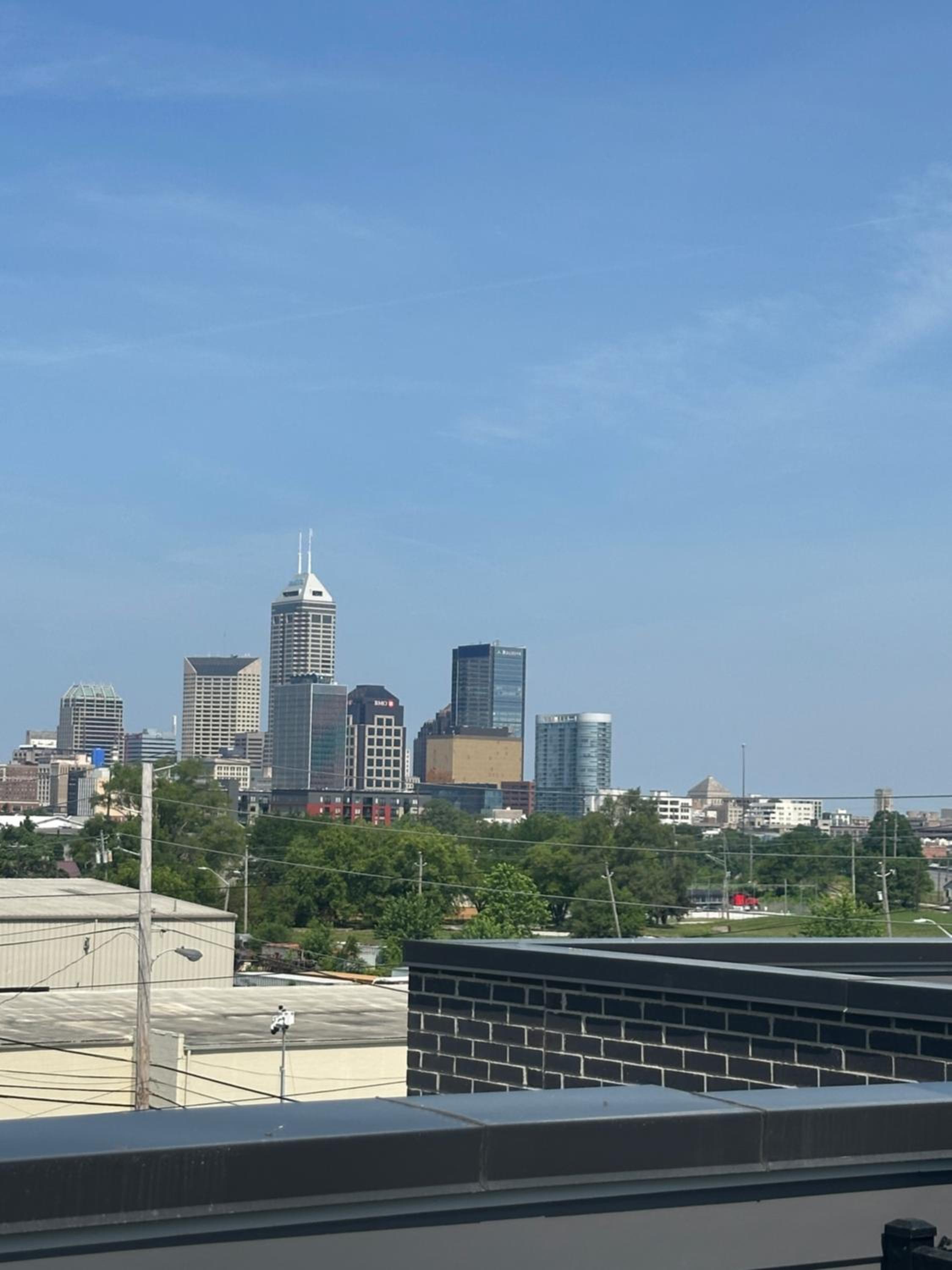 Downtown 1 mi Sleeps 6 wRooftop 3BR 4BED New built Modern Stylish Luxury