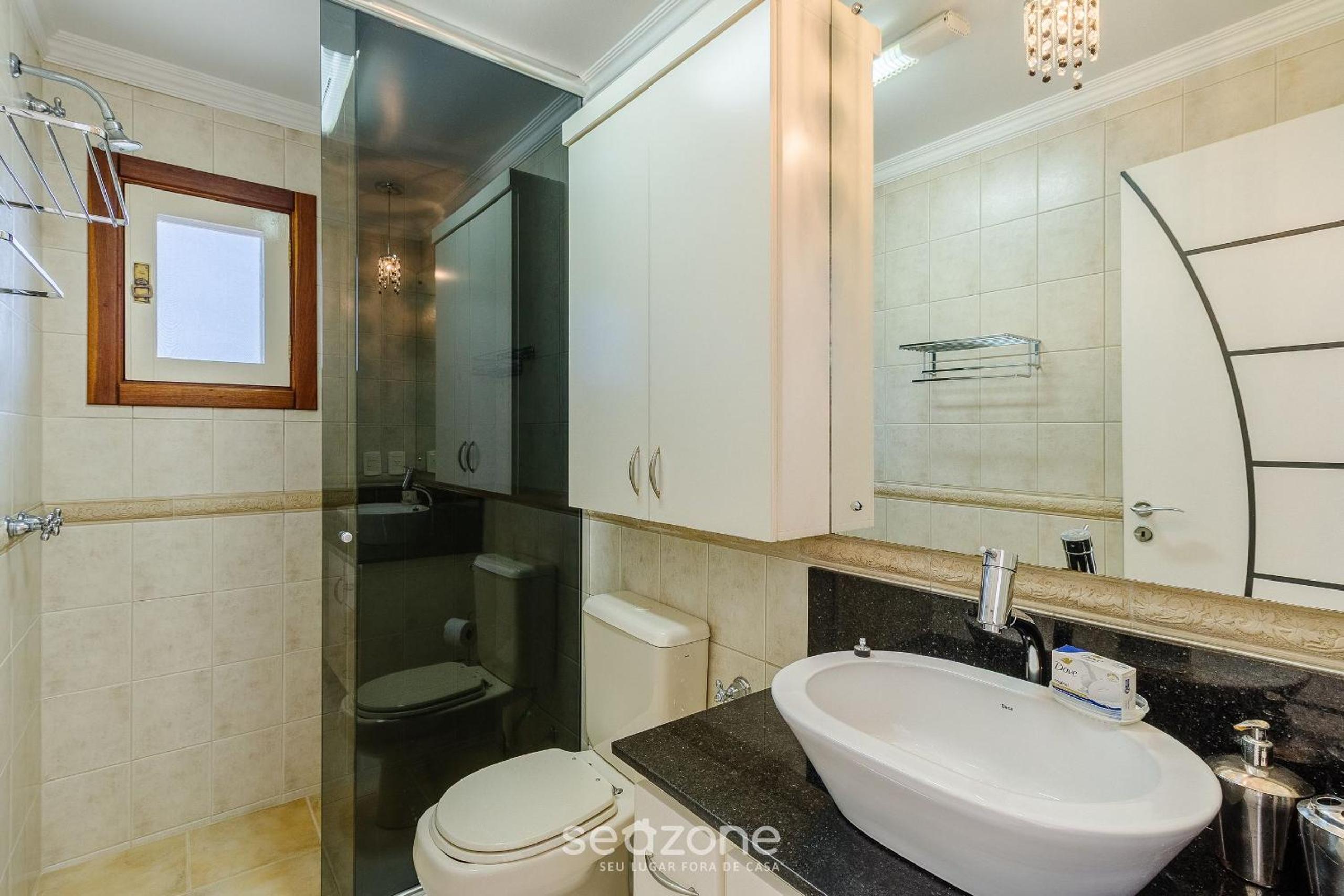 3 Bedroom Apartment with Mountain View RLU0302