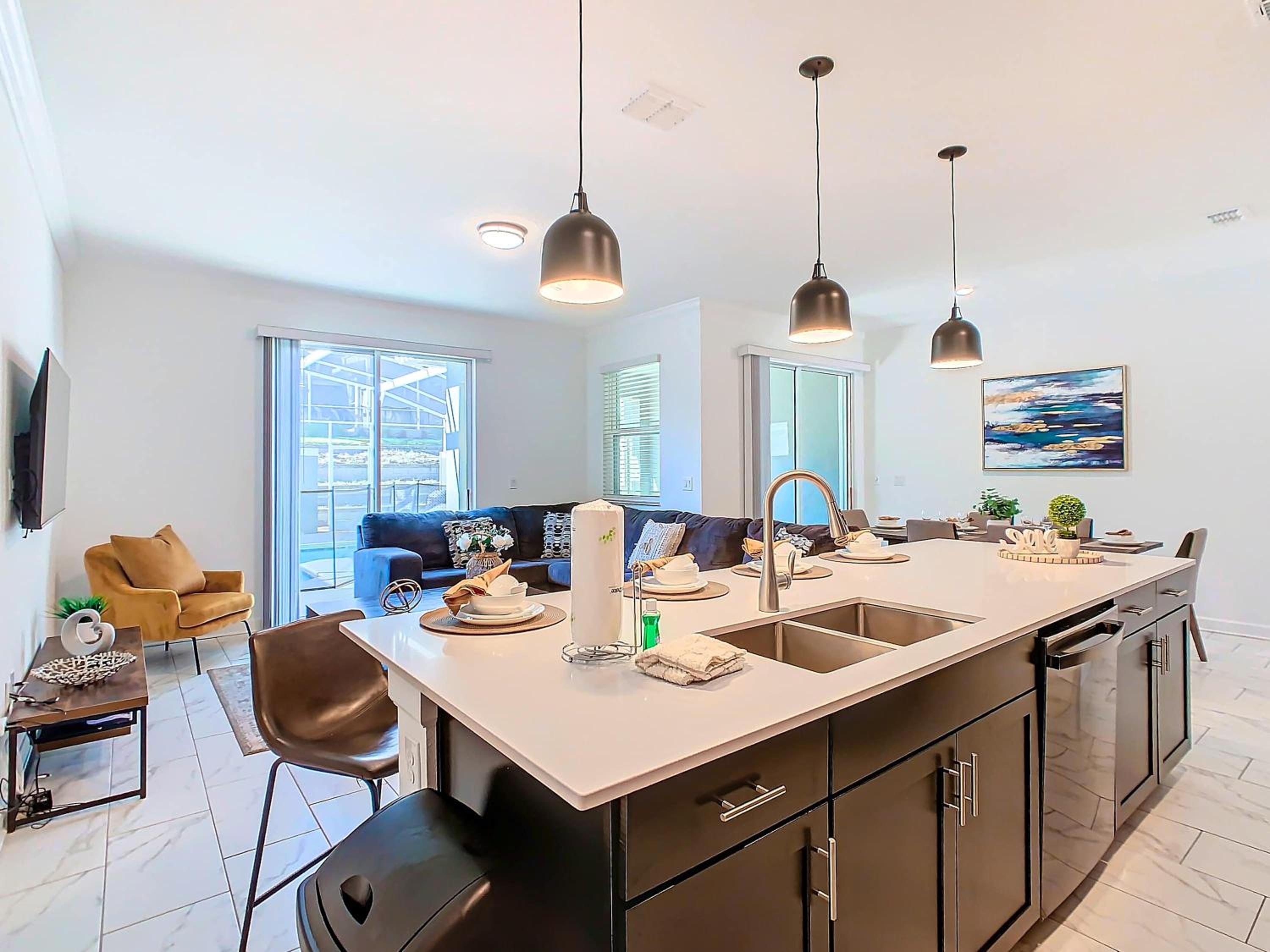 Family Oasis with Private Pool and access to 2 clubhouses - Free Waterpark