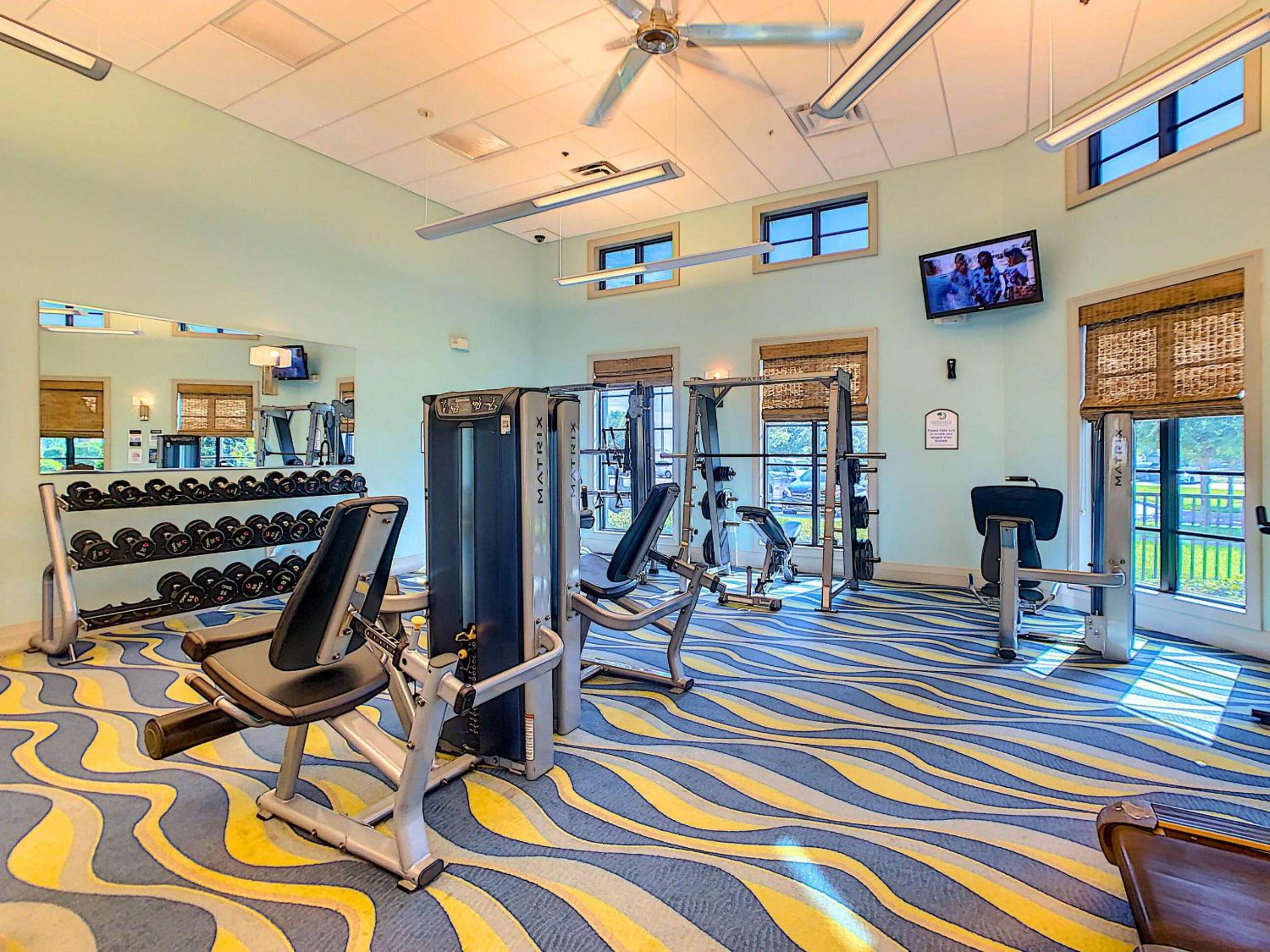 Family Oasis with Private Pool and access to 2 clubhouses - Free Waterpark
