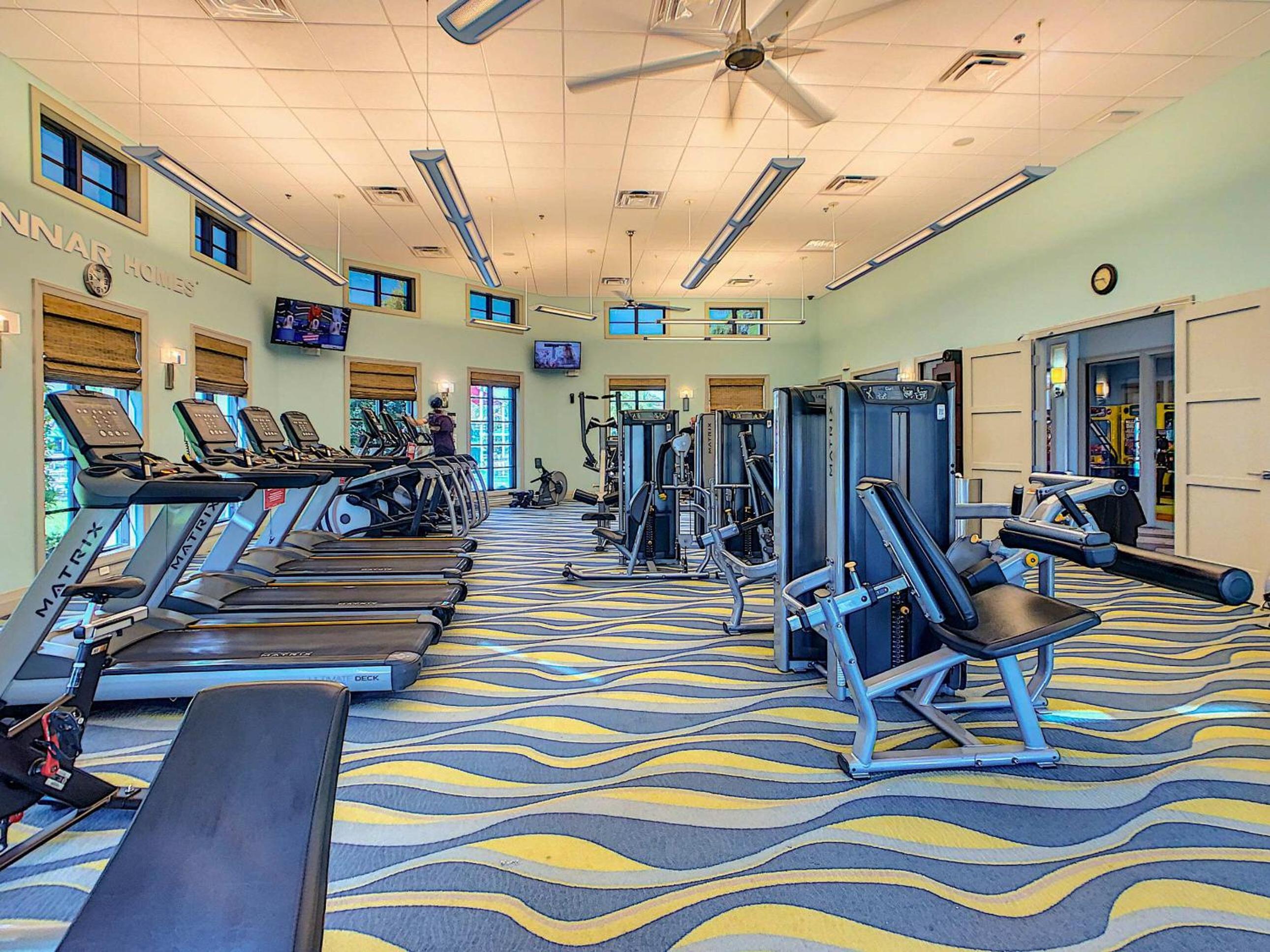 Family Oasis with Private Pool and access to 2 clubhouses - Free Waterpark