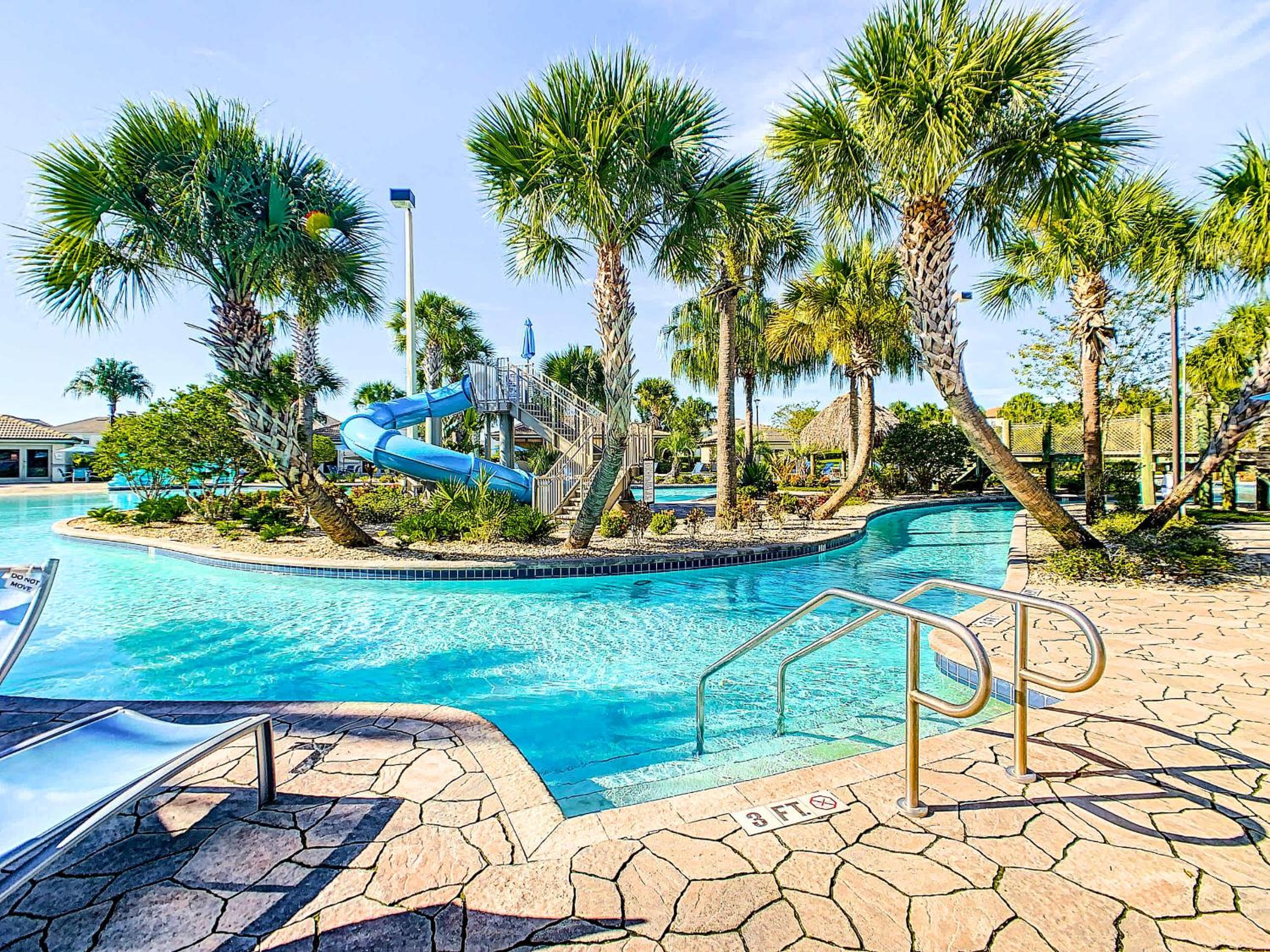 Family Oasis with Private Pool and access to 2 clubhouses - Free Waterpark