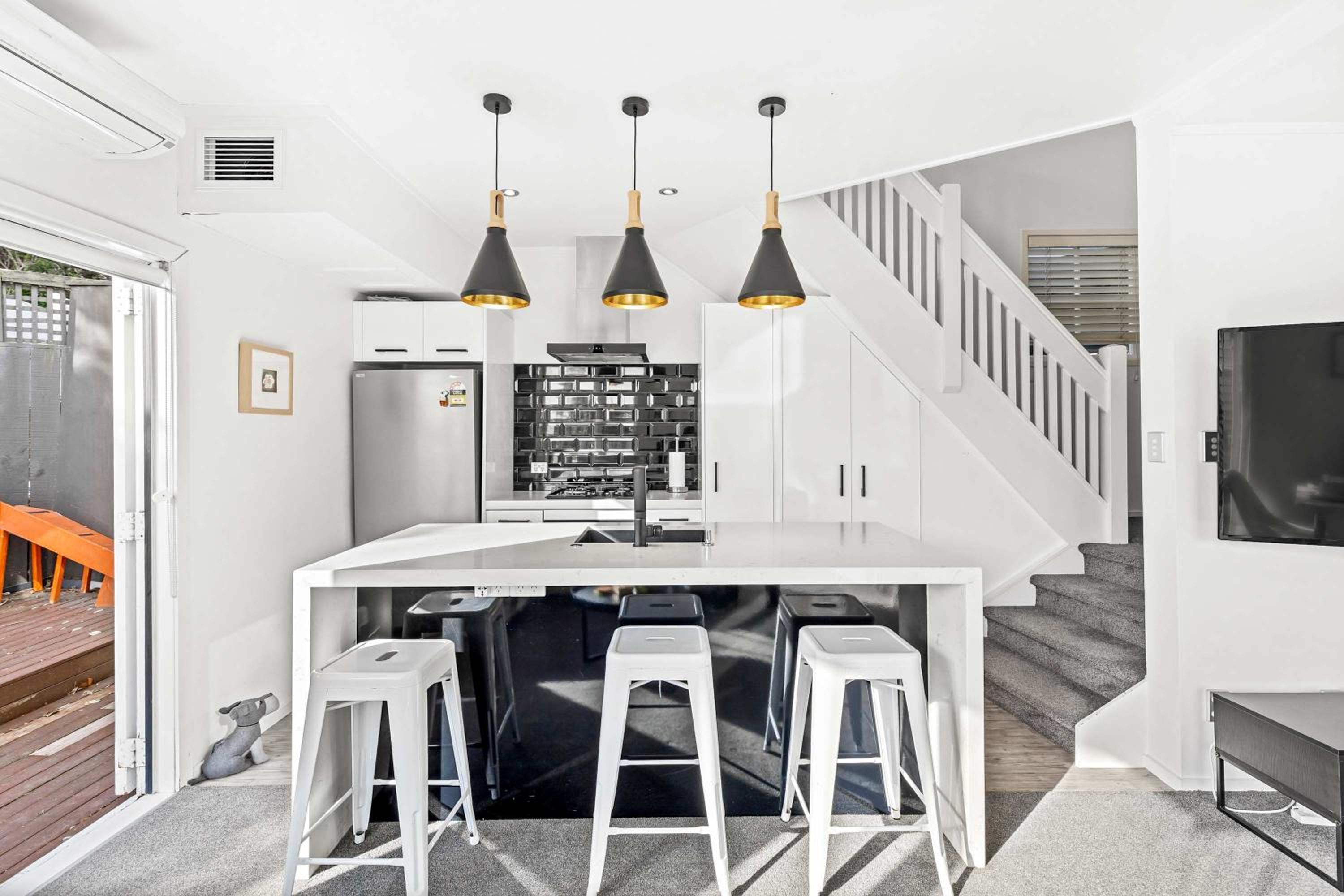 Charming 2BR Home Near City & Bay by Zodiak Stays