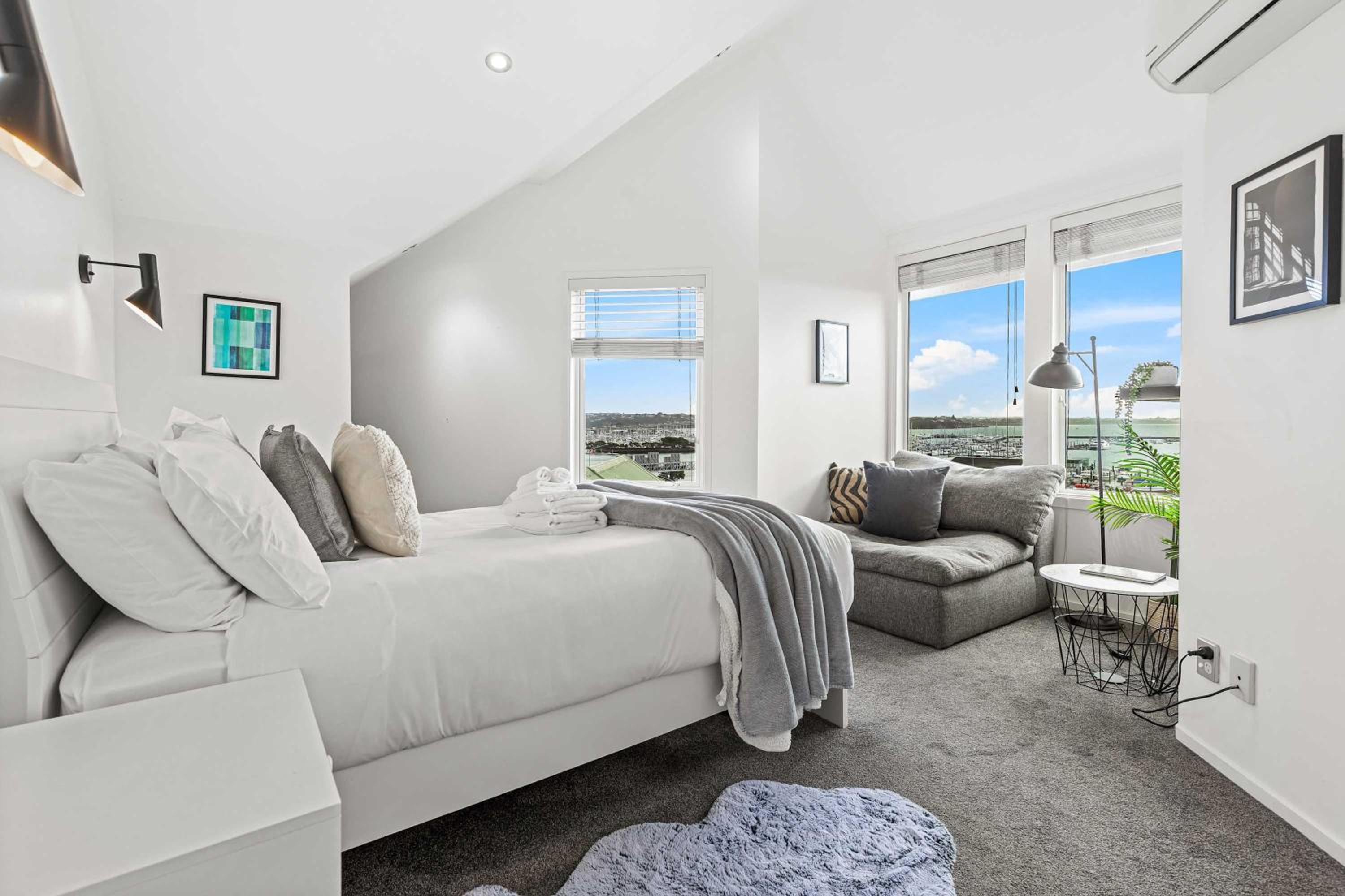 Charming 2BR Home Near City & Bay by Zodiak Stays