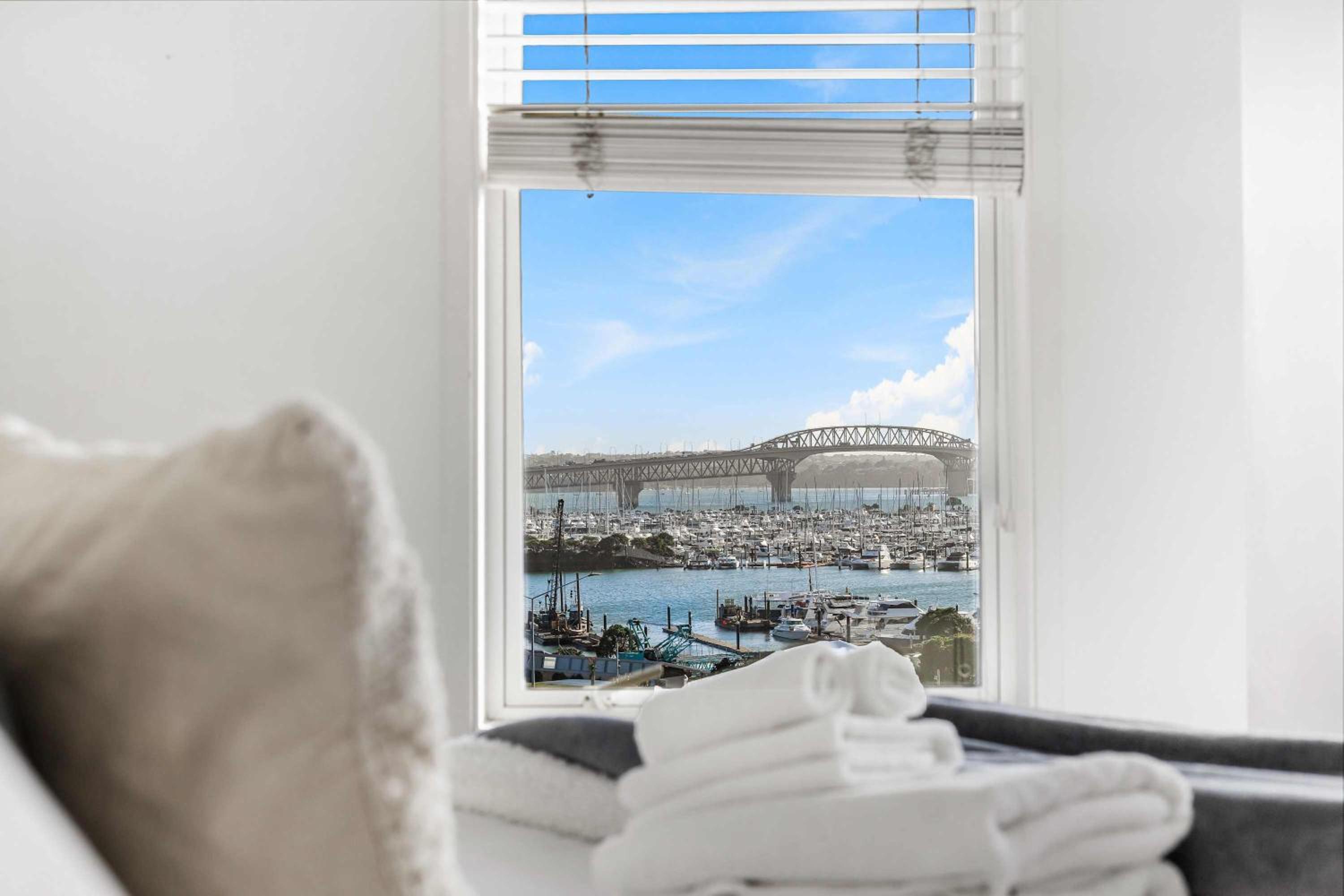 Charming 2BR Home Near City & Bay by Zodiak Stays